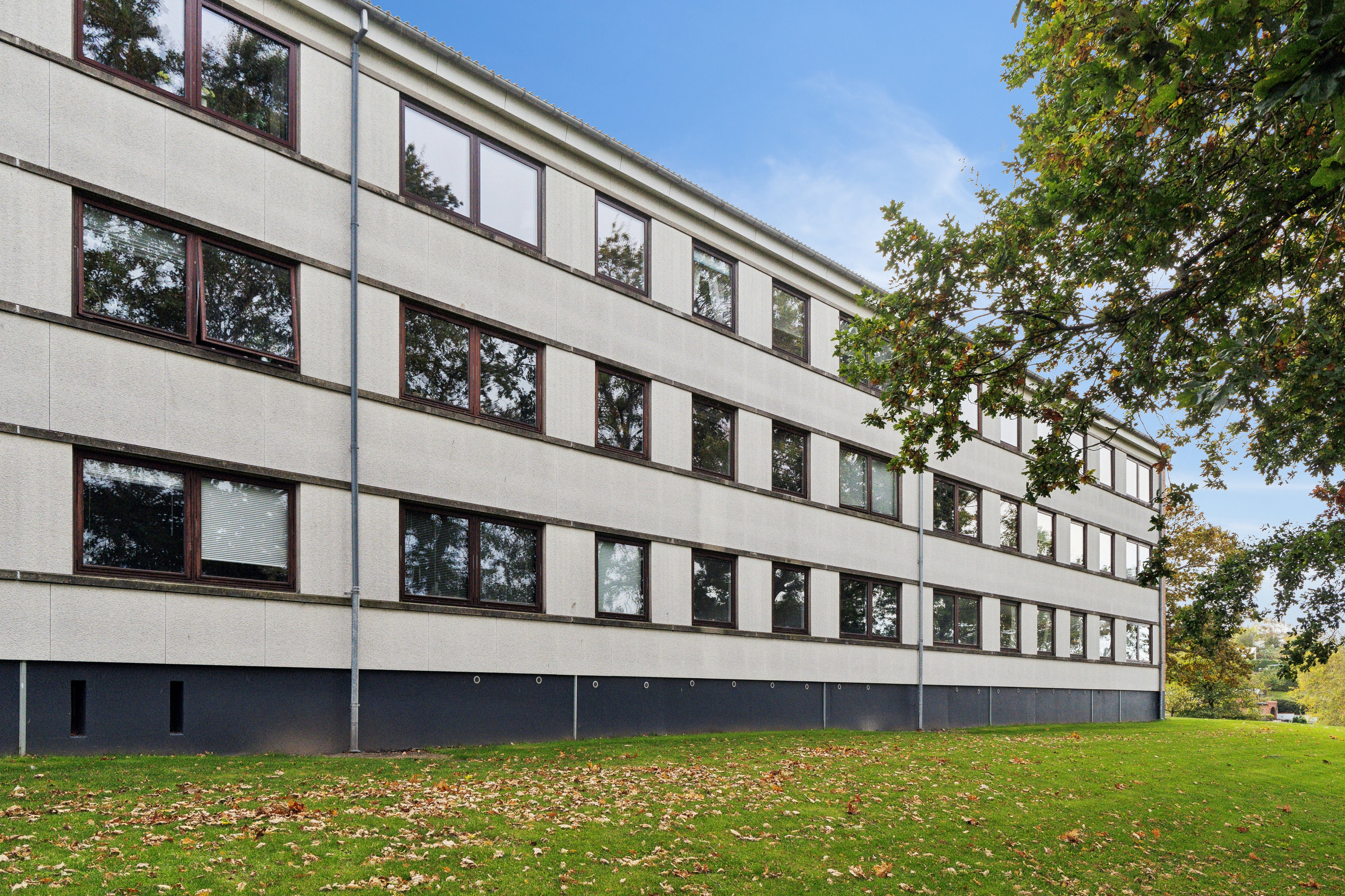 Fremhævet ejendommen billede i fuldskærmstilstand. Billede af Årestrupsvej 16, 2. th., 9000 Aalborg