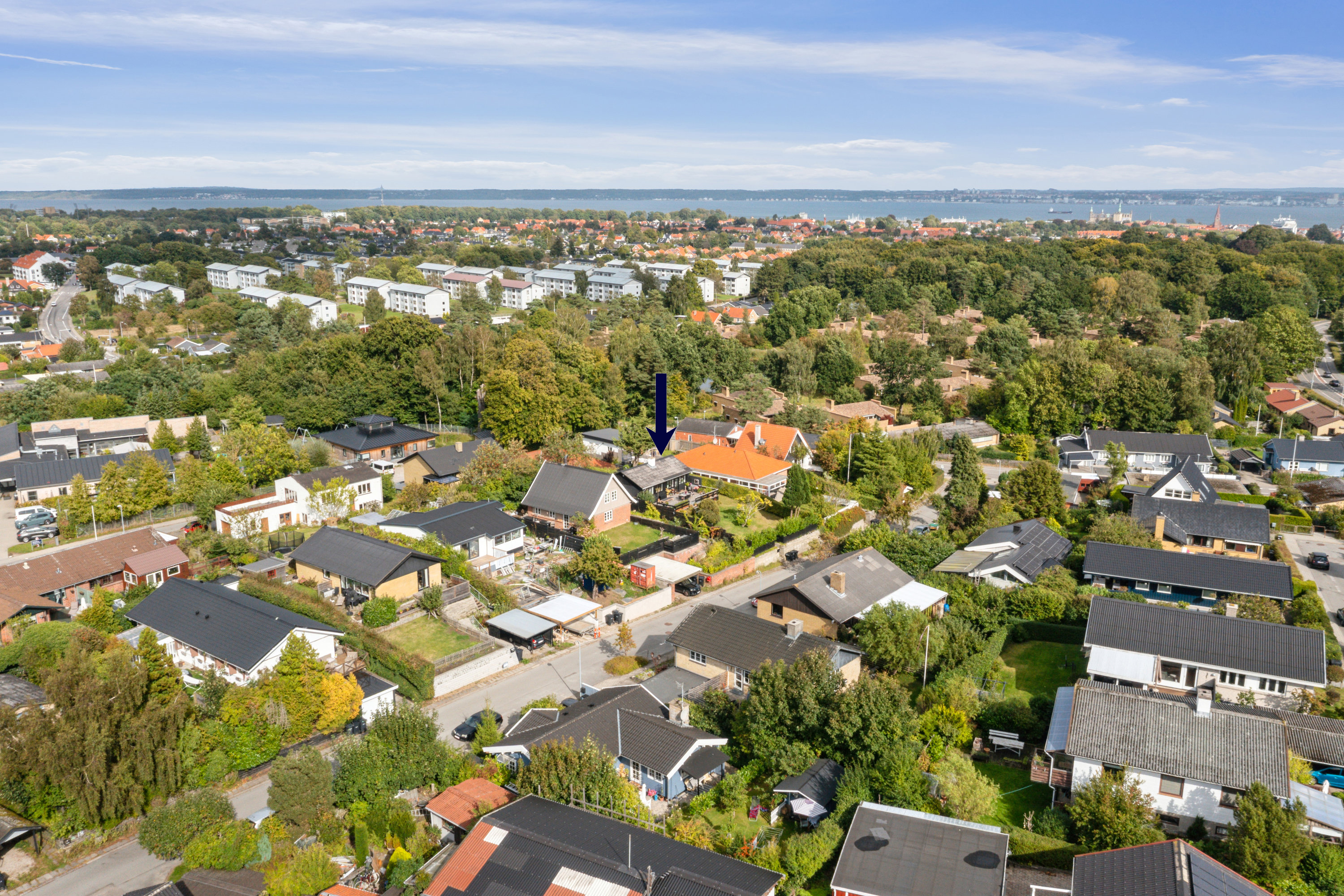 Fremhævet luftfoto billede i fuldskærmstilstand. Billede af Willumsensvej 8, 3000 Helsingør