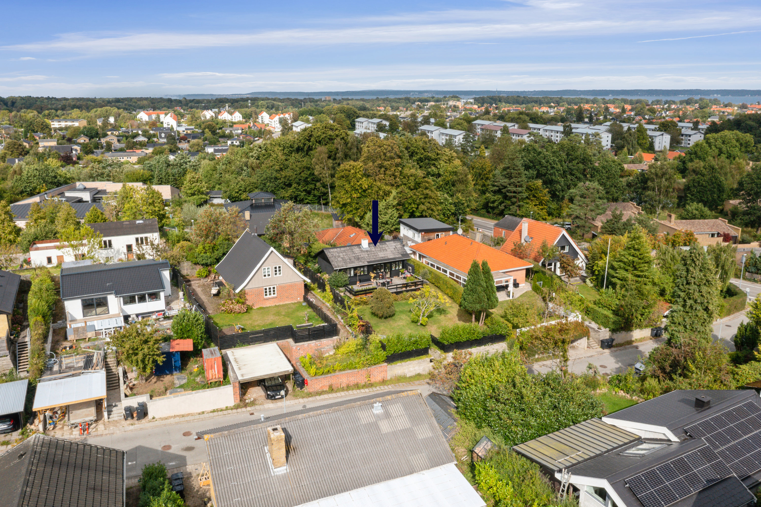 Fremhævet luftfoto billede i fuldskærmstilstand. Billede af Willumsensvej 8, 3000 Helsingør