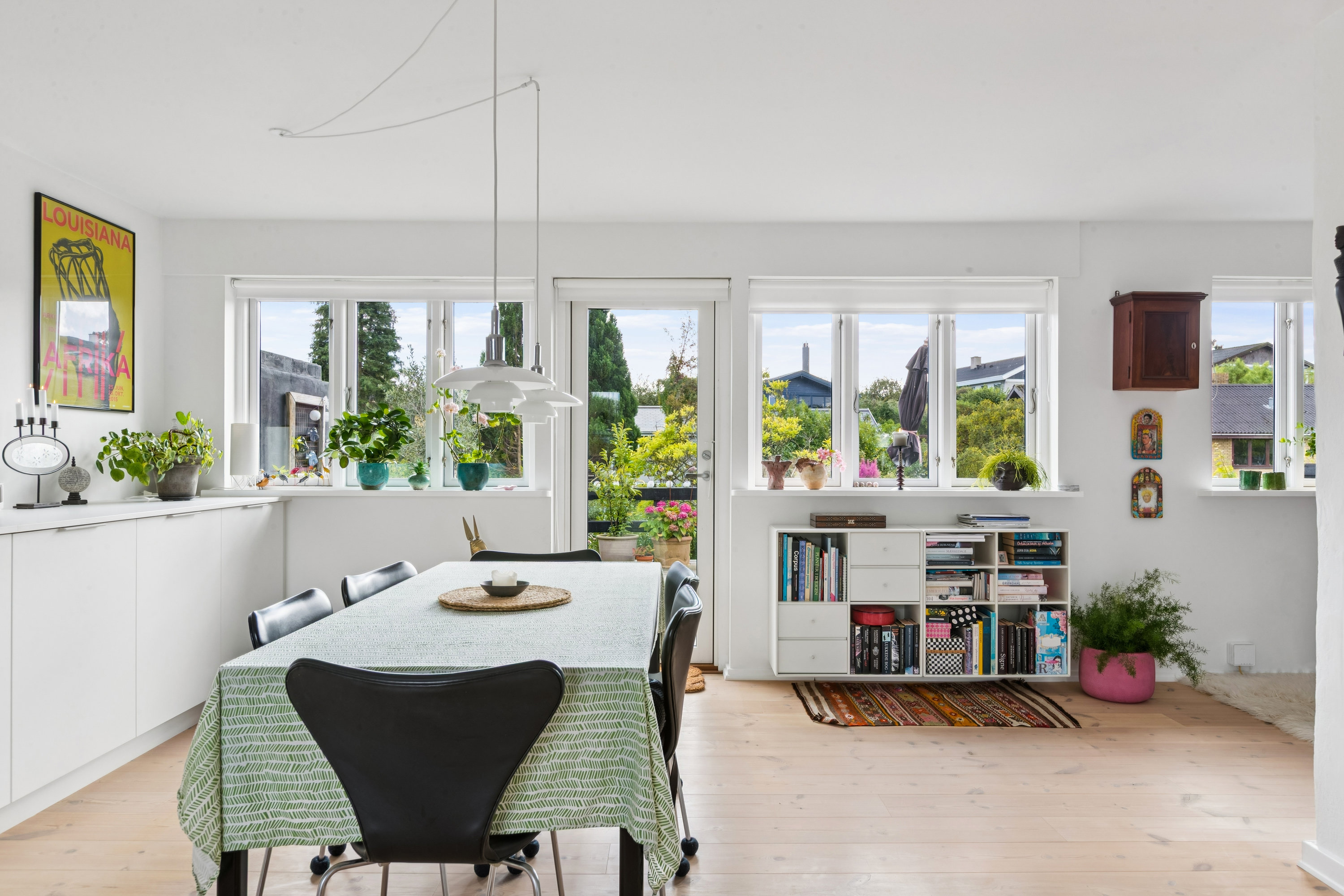 Fremhævet stue billede i fuldskærmstilstand. Billede af Willumsensvej 8, 3000 Helsingør