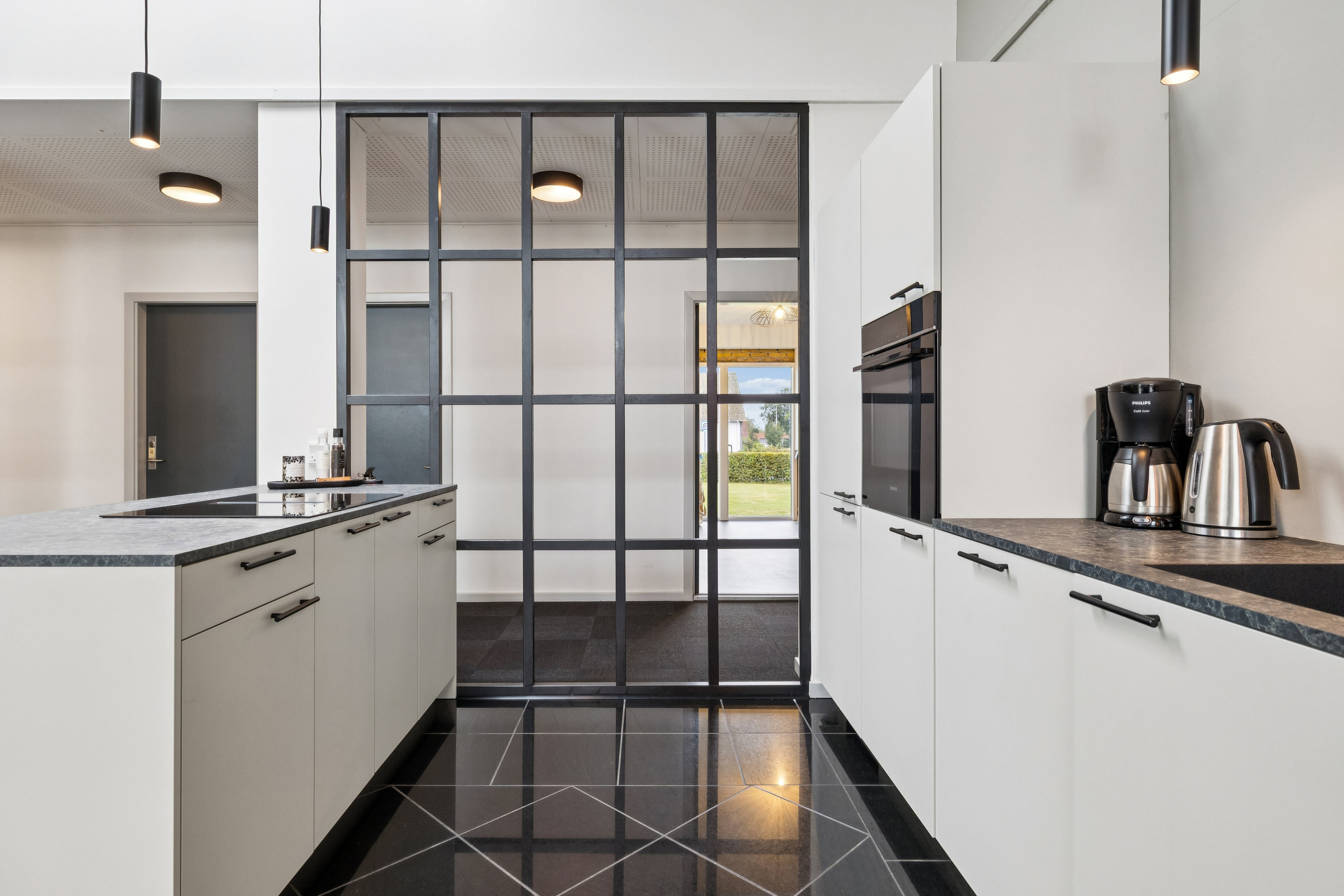 Fremhævet køkken billede i fuldskærmstilstand. Billede af Tved Bygade 49, 8420 Knebel