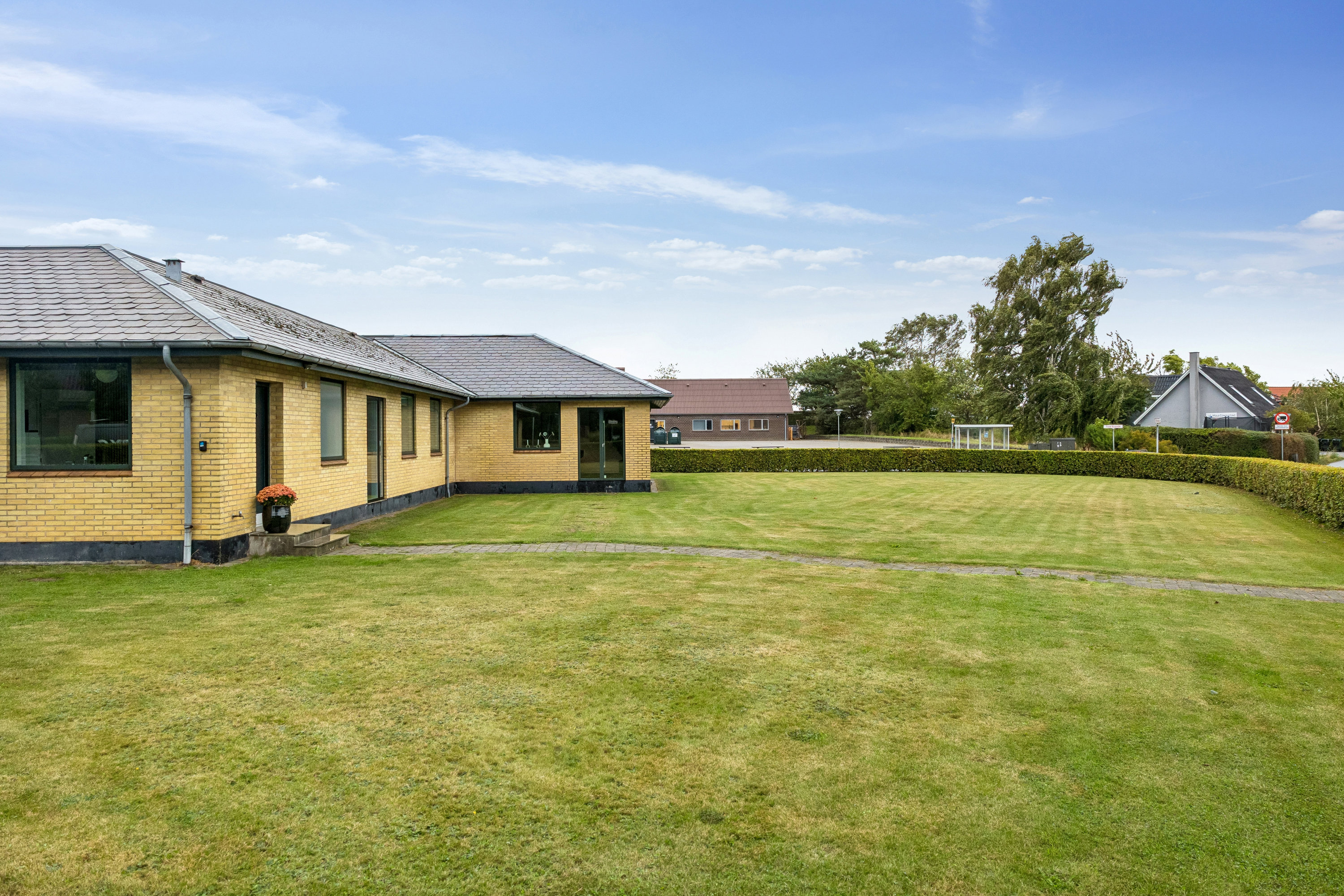 Fremhævet ejendom 1 billede i fuldskærmstilstand. Billede af Tved Bygade 49, 8420 Knebel