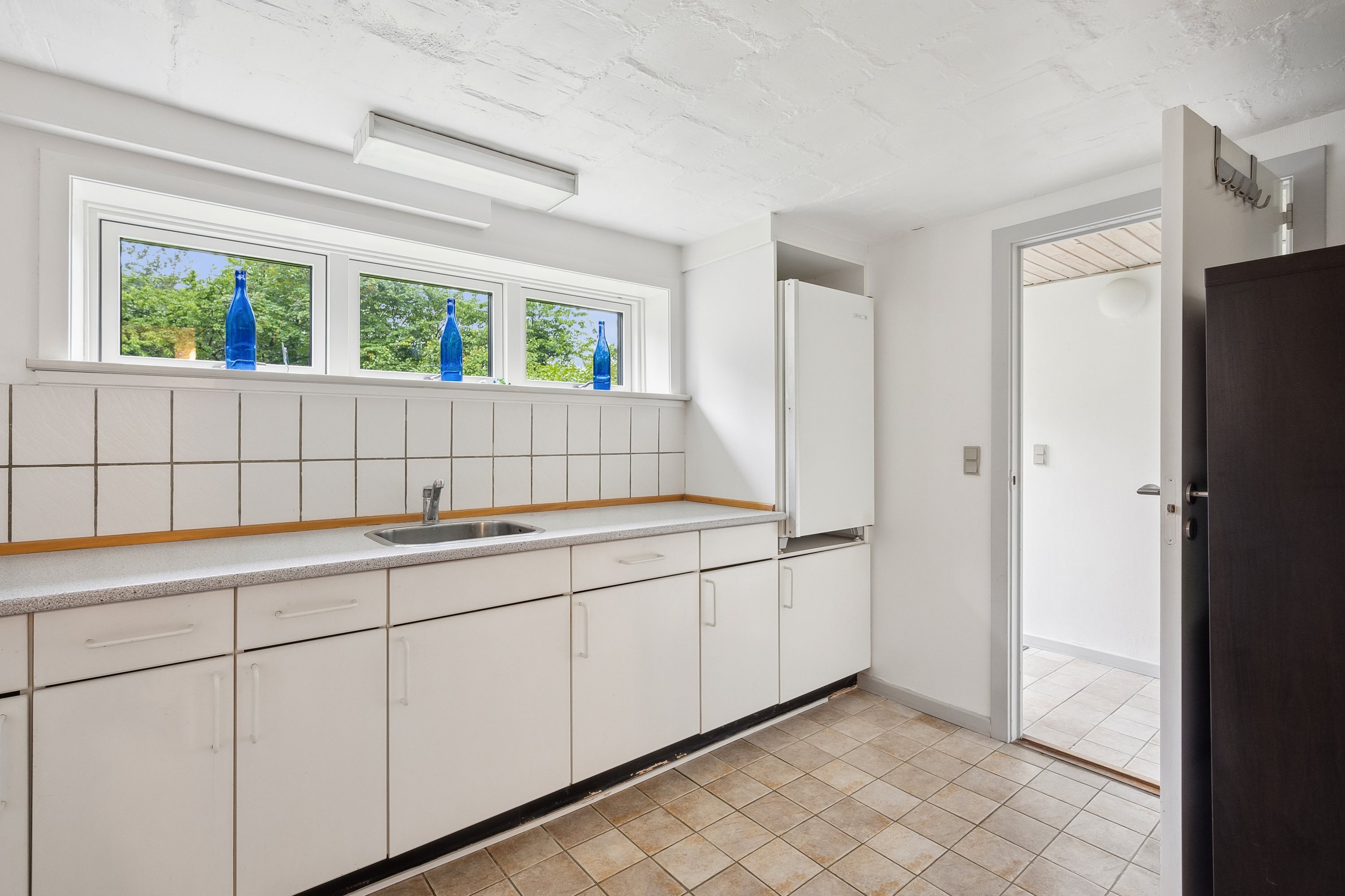 Fremhævet køkken billede i fuldskærmstilstand. Billede af Nymøllevej 143, Farstrup, 9240 Nibe