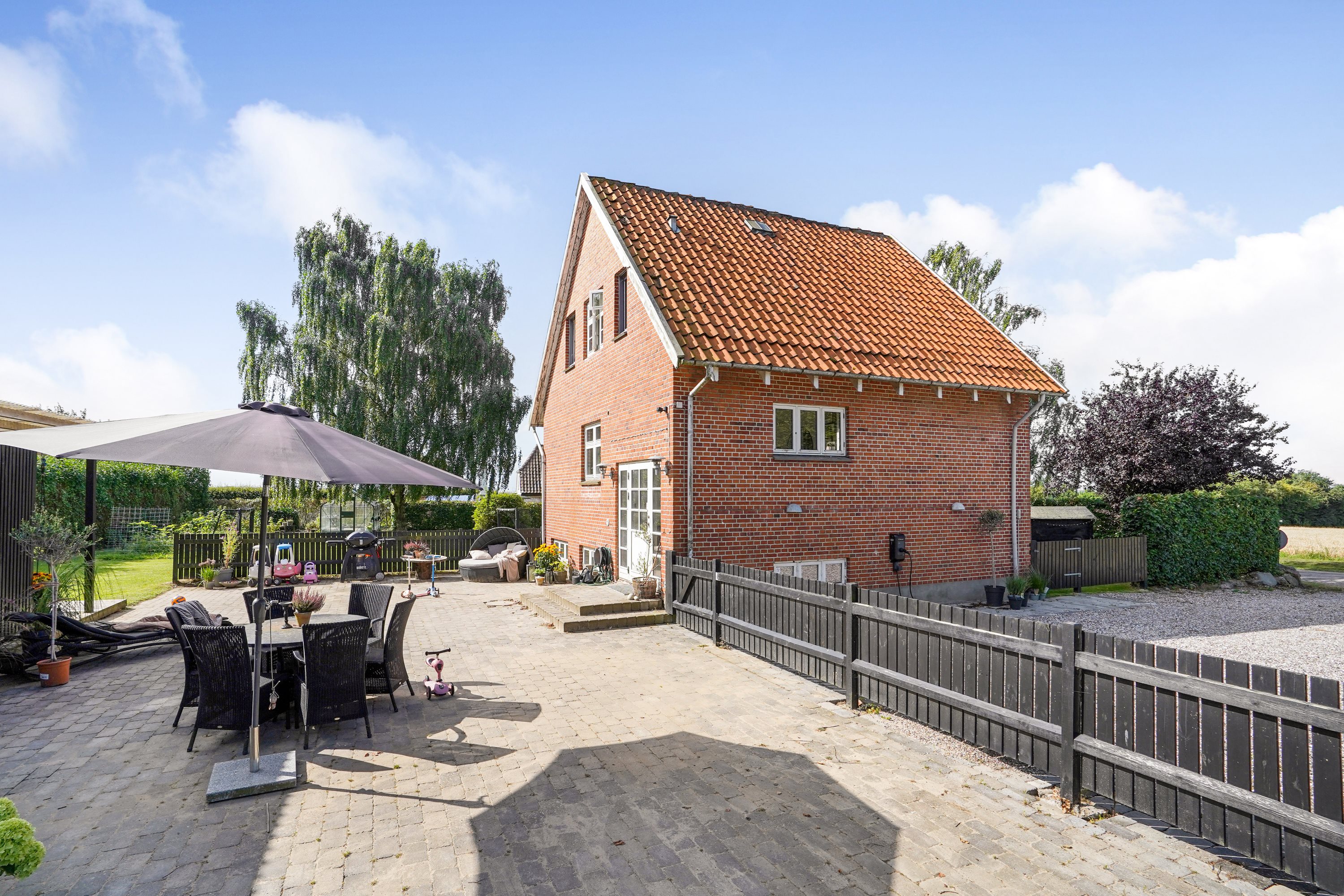 Fremhævet terrasse billede i fuldskærmstilstand. Billede af Sildegravsbanken 2, Blanke, 5466 Asperup