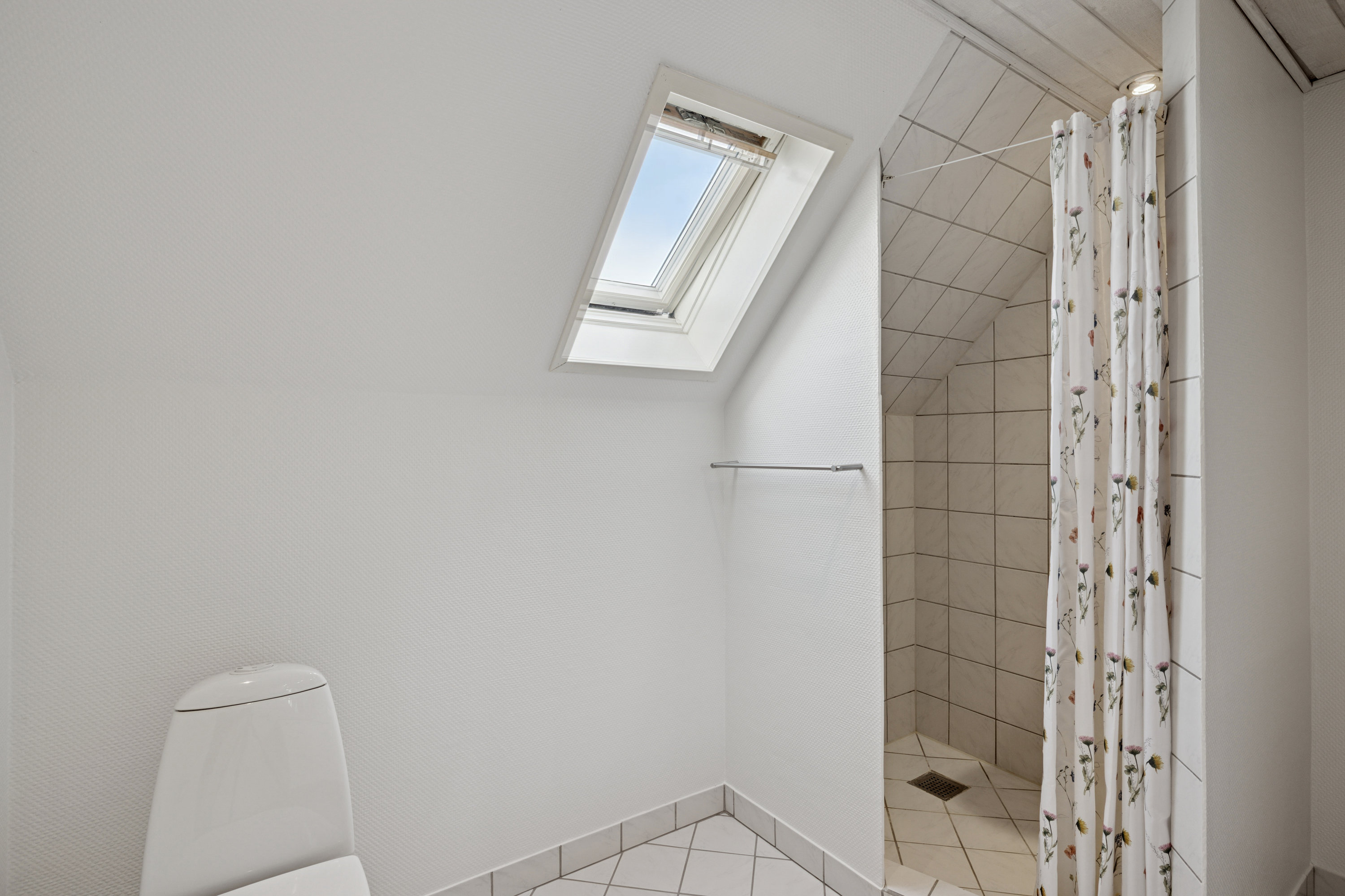 Fremhævet badeværelse billede i fuldskærmstilstand. Billede af Nørremøllevej 40, 8800 Viborg