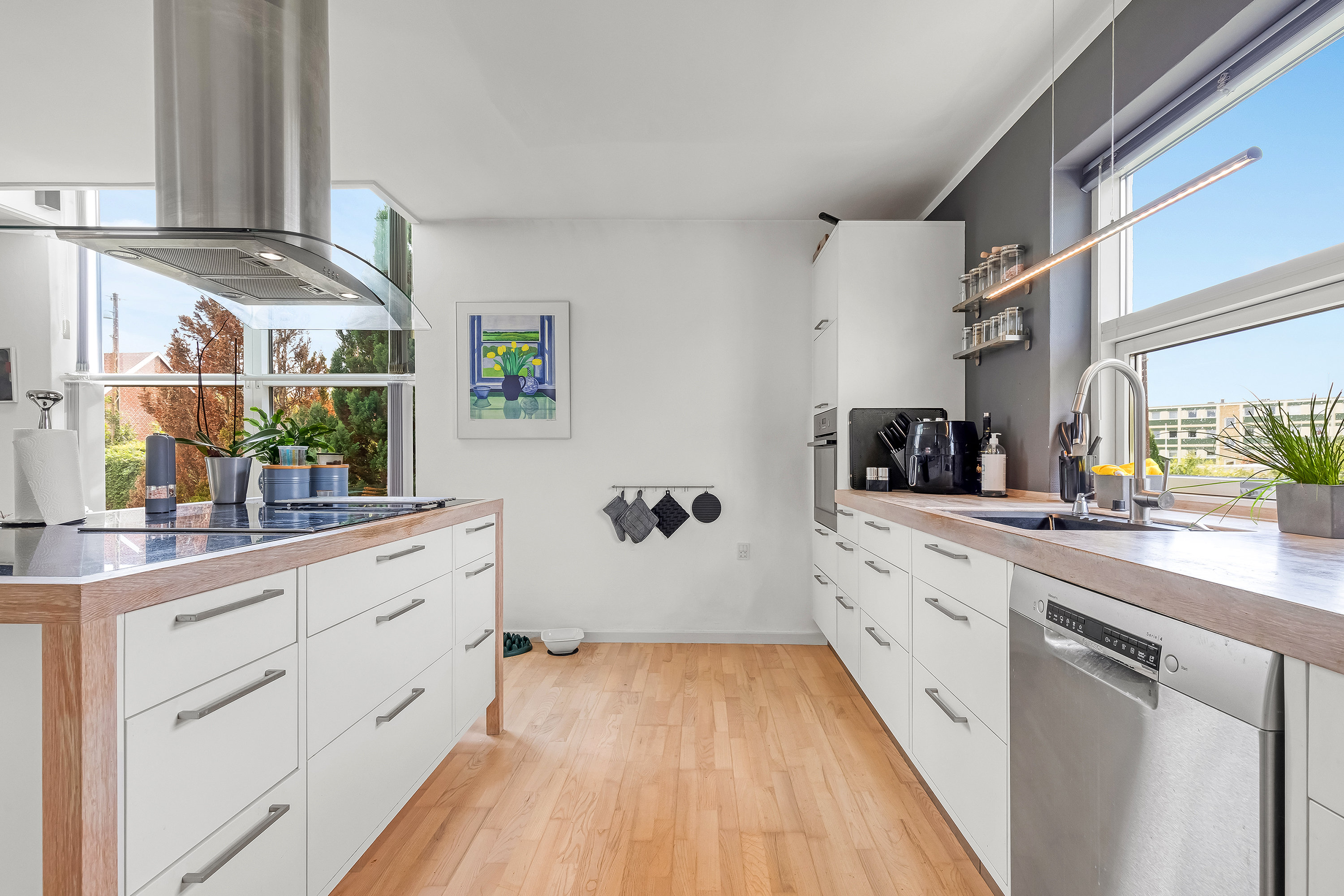 Fremhævet køkken alrum billede i fuldskærmstilstand. Billede af Falkenborgvej 9, 3600 Frederikssund