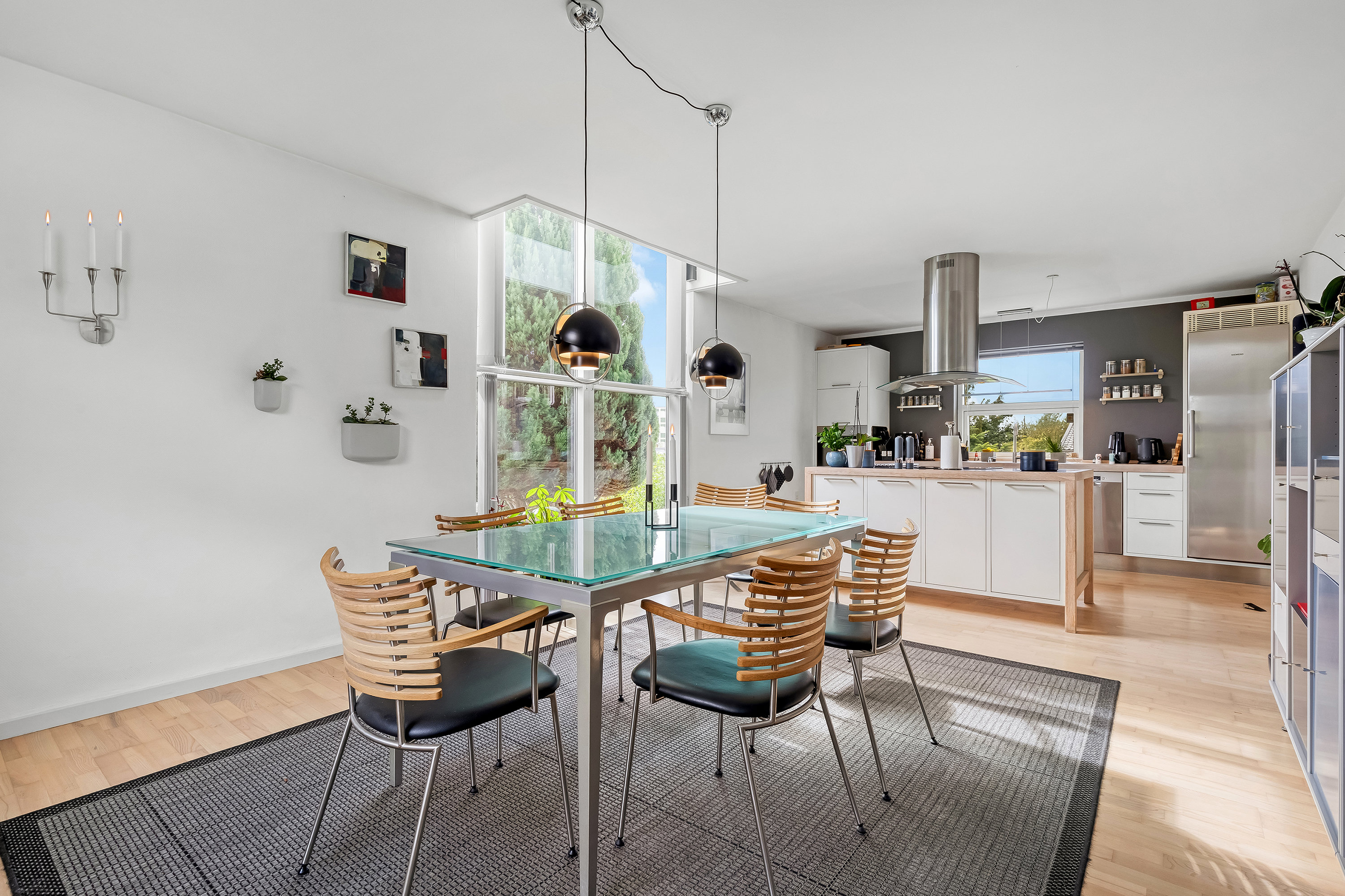 Fremhævet køkken alrum billede i fuldskærmstilstand. Billede af Falkenborgvej 9, 3600 Frederikssund
