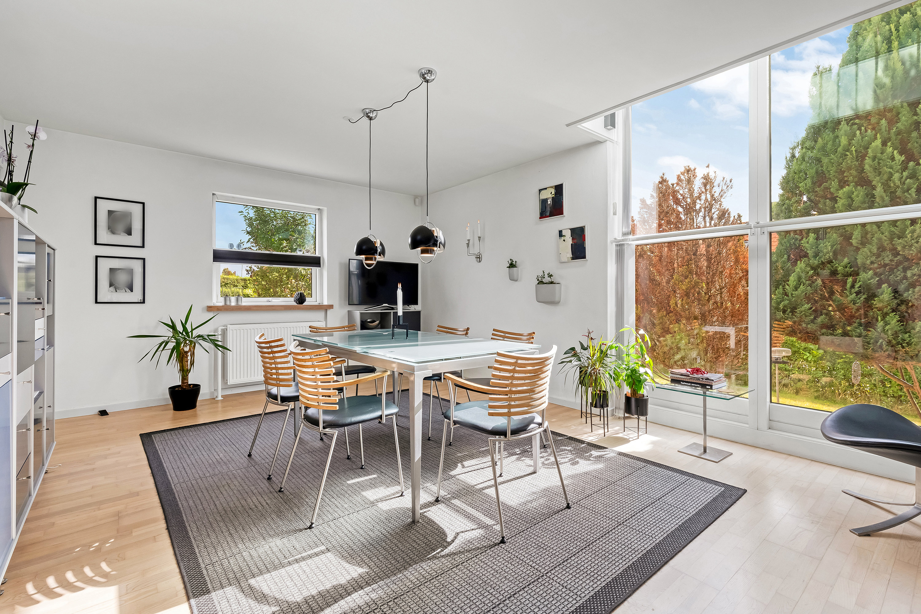 Fremhævet køkken alrum billede i fuldskærmstilstand. Billede af Falkenborgvej 9, 3600 Frederikssund