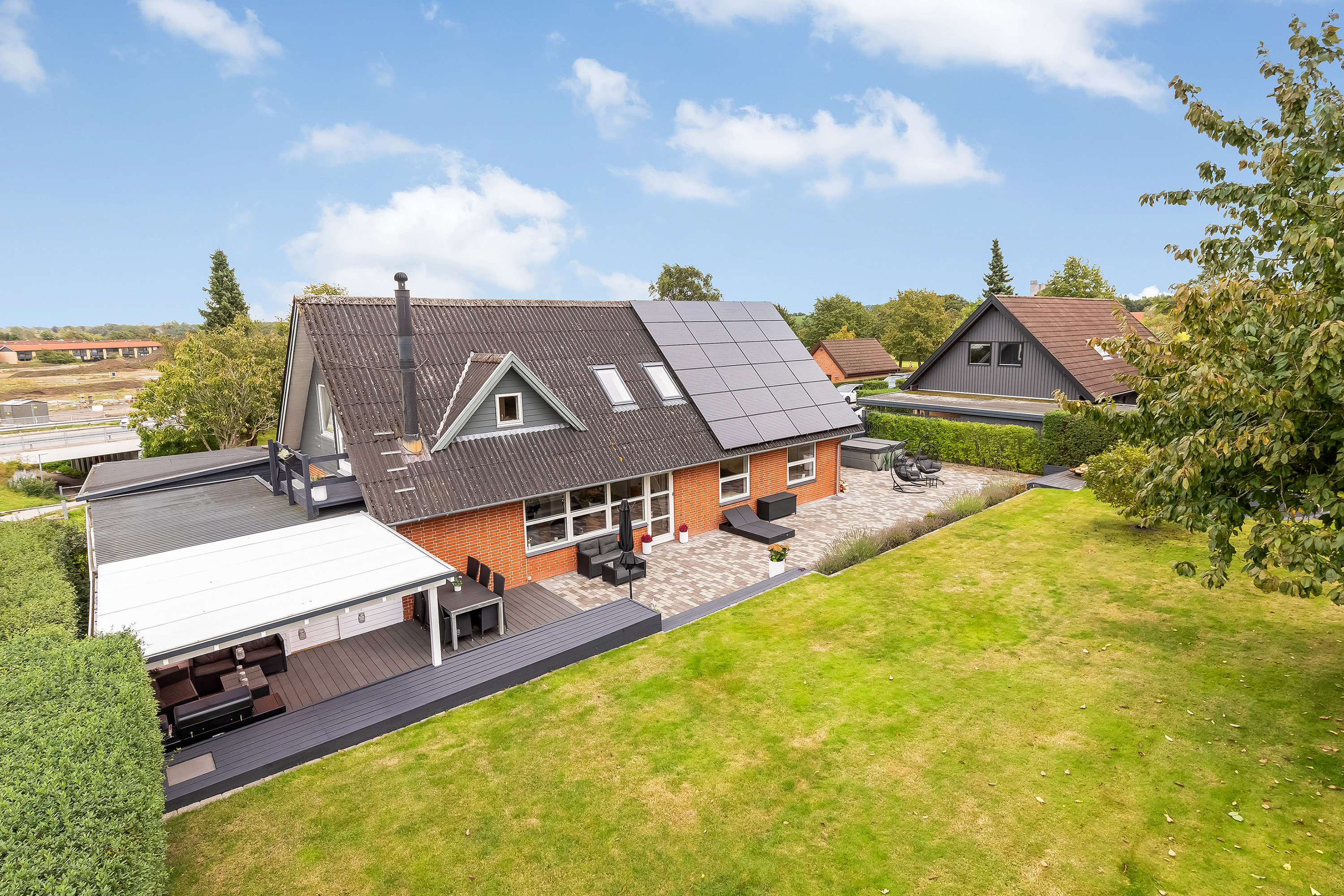 Miniaturebillede 1: ejendommen. Billede af Lindegårds Alle 6, 3550 Slangerup