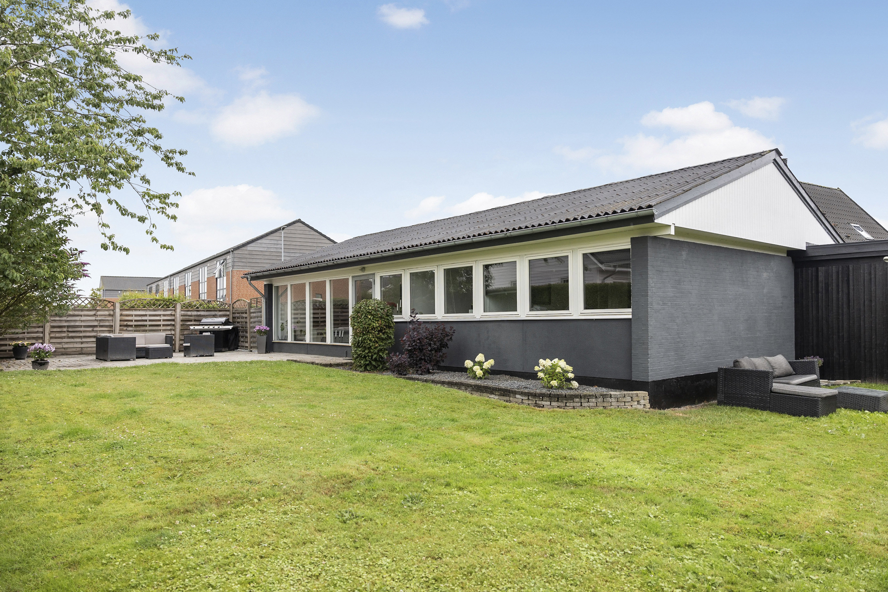 Miniaturebillede 2: . Billede af Skolebakken 60, Nr. Bjert, 6000 Kolding