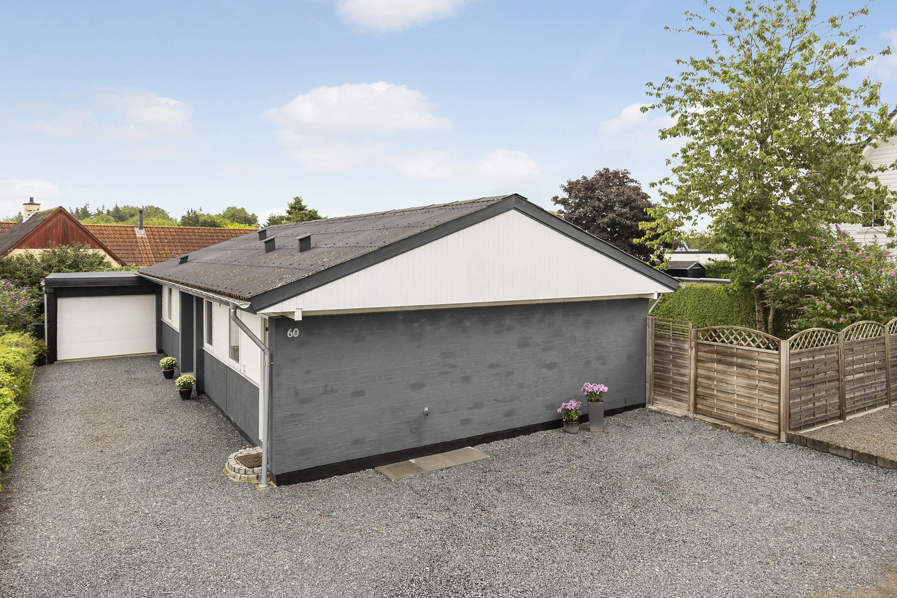 Fremhævet  billede i fuldskærmstilstand. Billede af Skolebakken 60, Nr. Bjert, 6000 Kolding