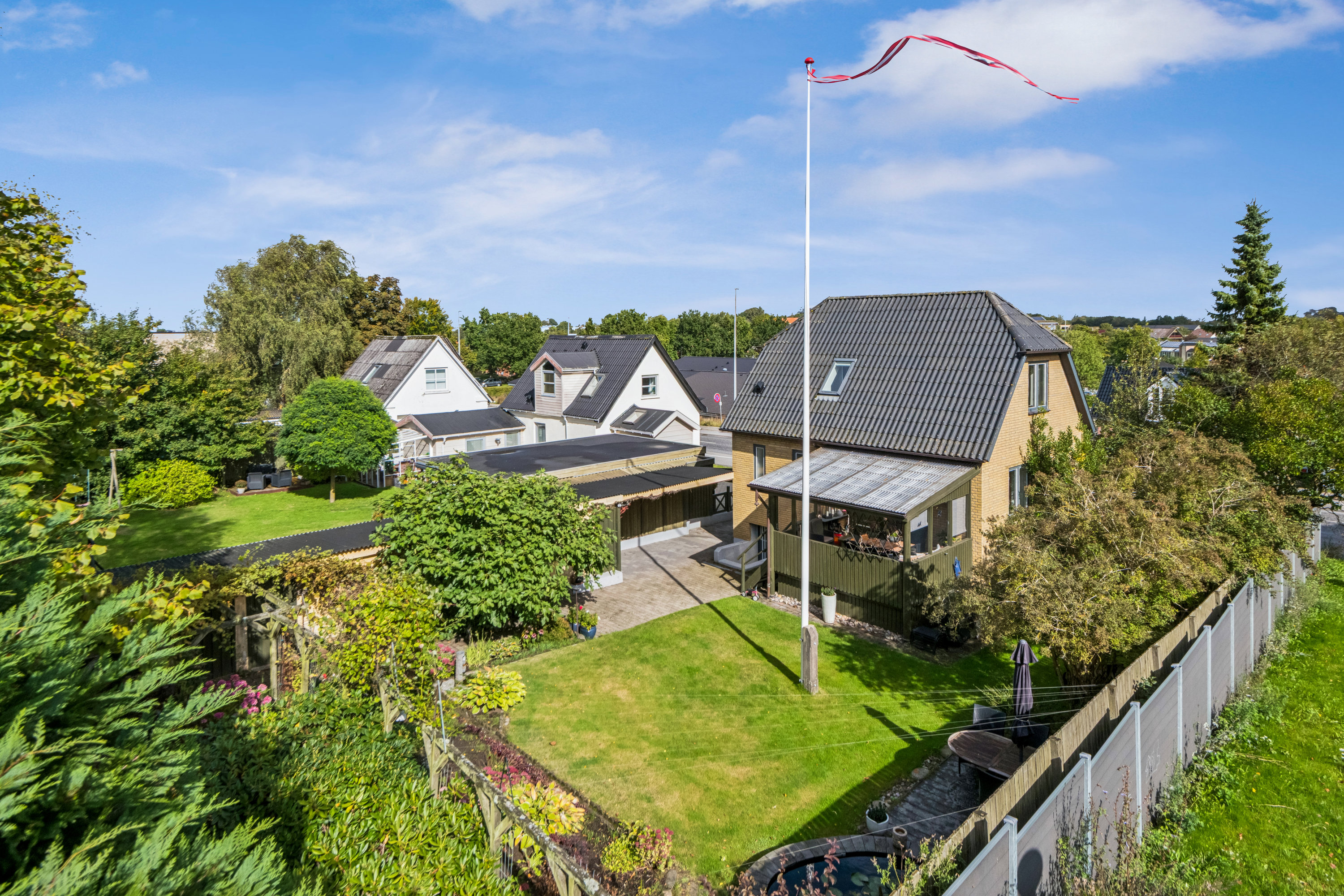 Fremhævet ejendom 1 billede i fuldskærmstilstand. Billede af Hadsundvej 178, Vejgaard, 9000 Aalborg