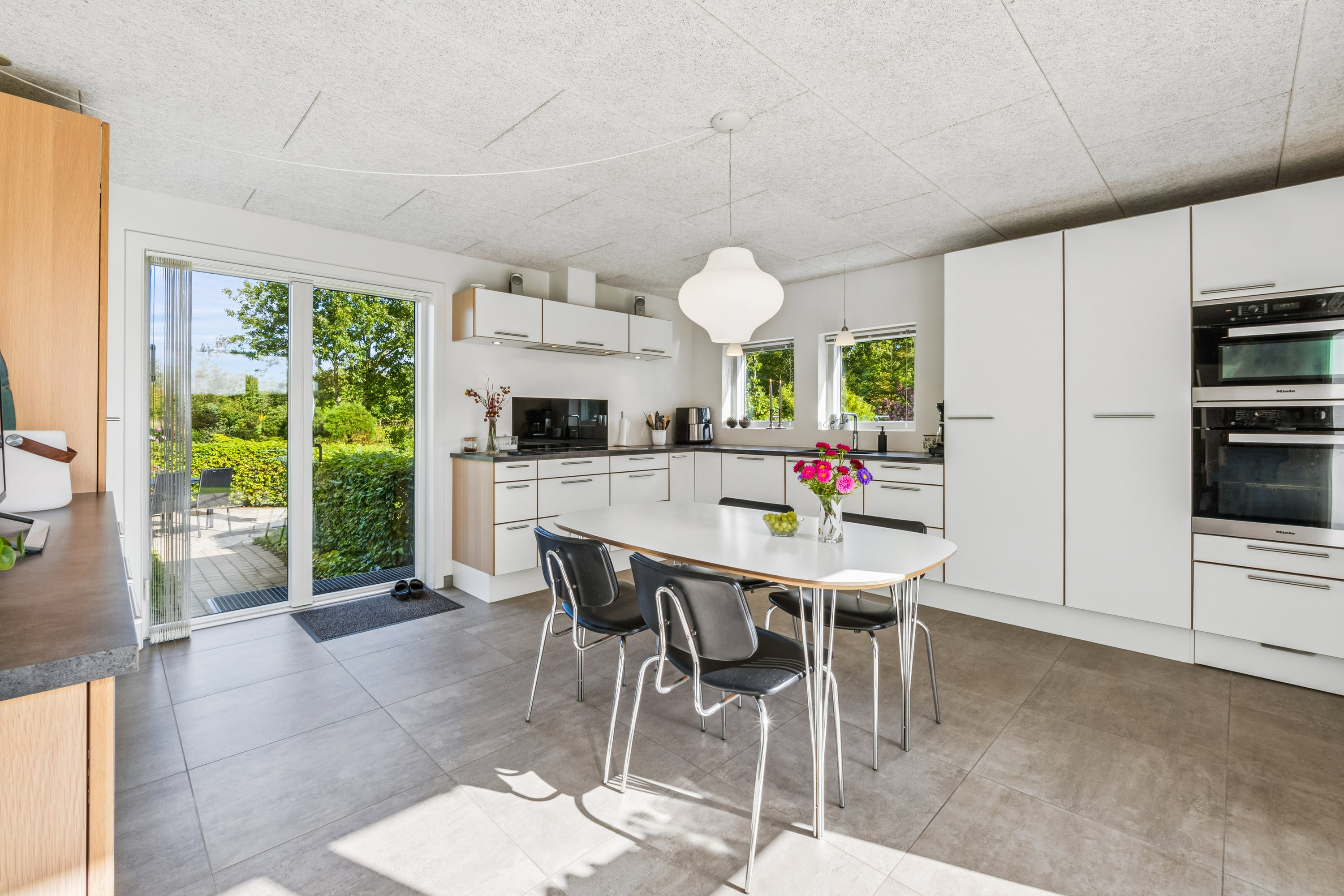 Fremhævet køkken billede i fuldskærmstilstand. Billede af Vinkelvej 21, Nr. Søby, 7840 Højslev