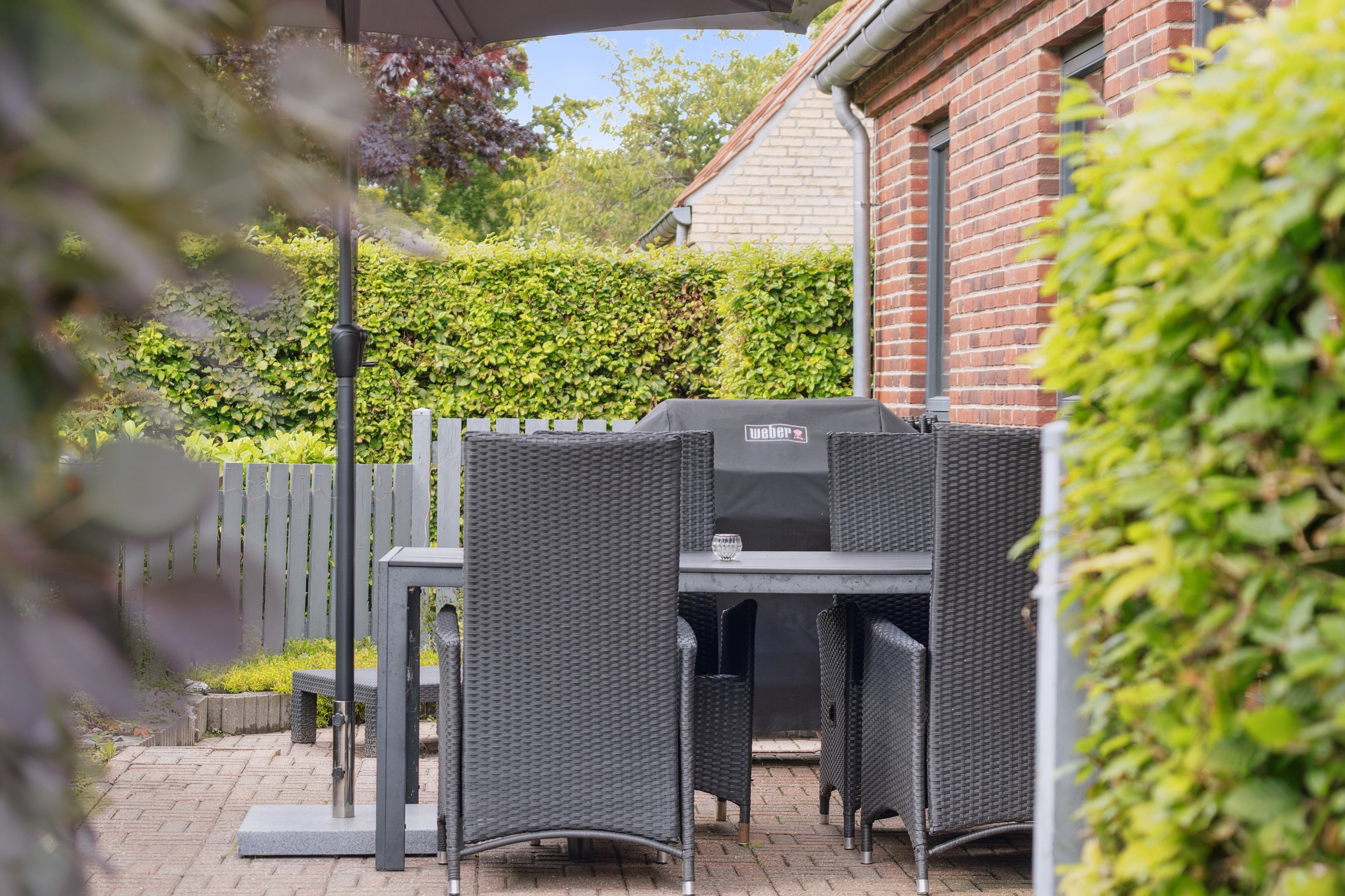 Fremhævet overdækket terrasse billede i fuldskærmstilstand. Billede af Horsholmstræde 8, 2620 Albertslund