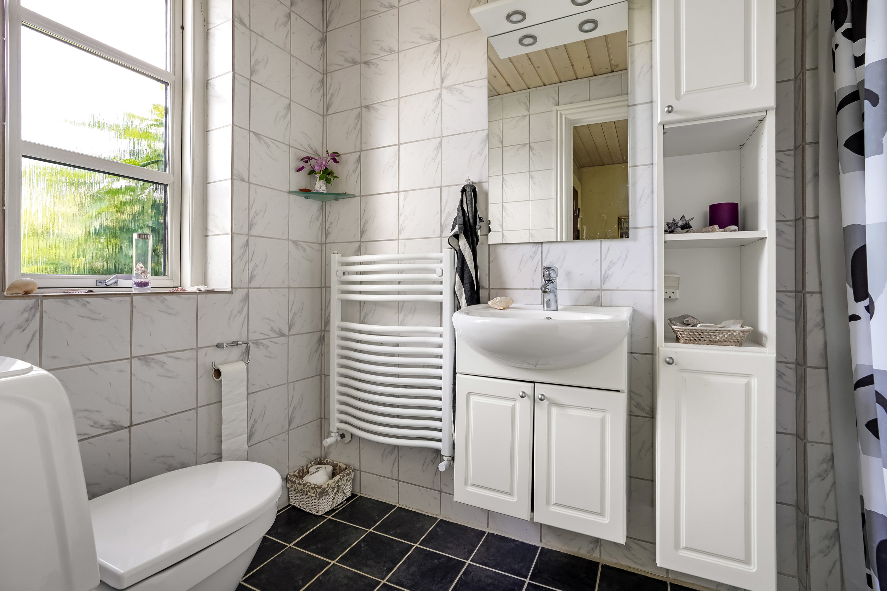 Fremhævet badeværelse billede i fuldskærmstilstand. Billede af Agervej 7, Sandvad, 7300 Jelling