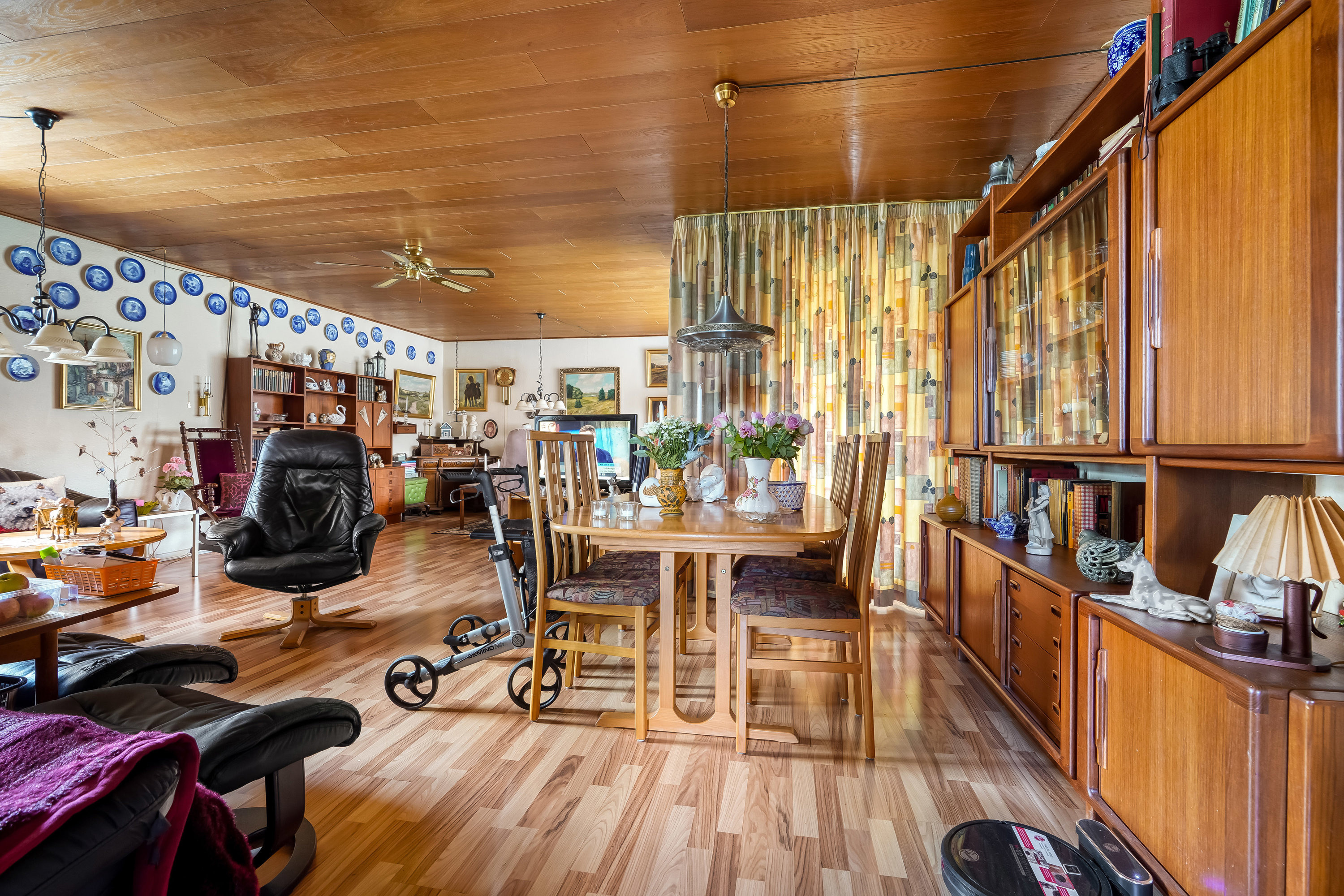 Fremhævet stue billede i fuldskærmstilstand. Billede af Nordkrogen 8, 7300 Jelling