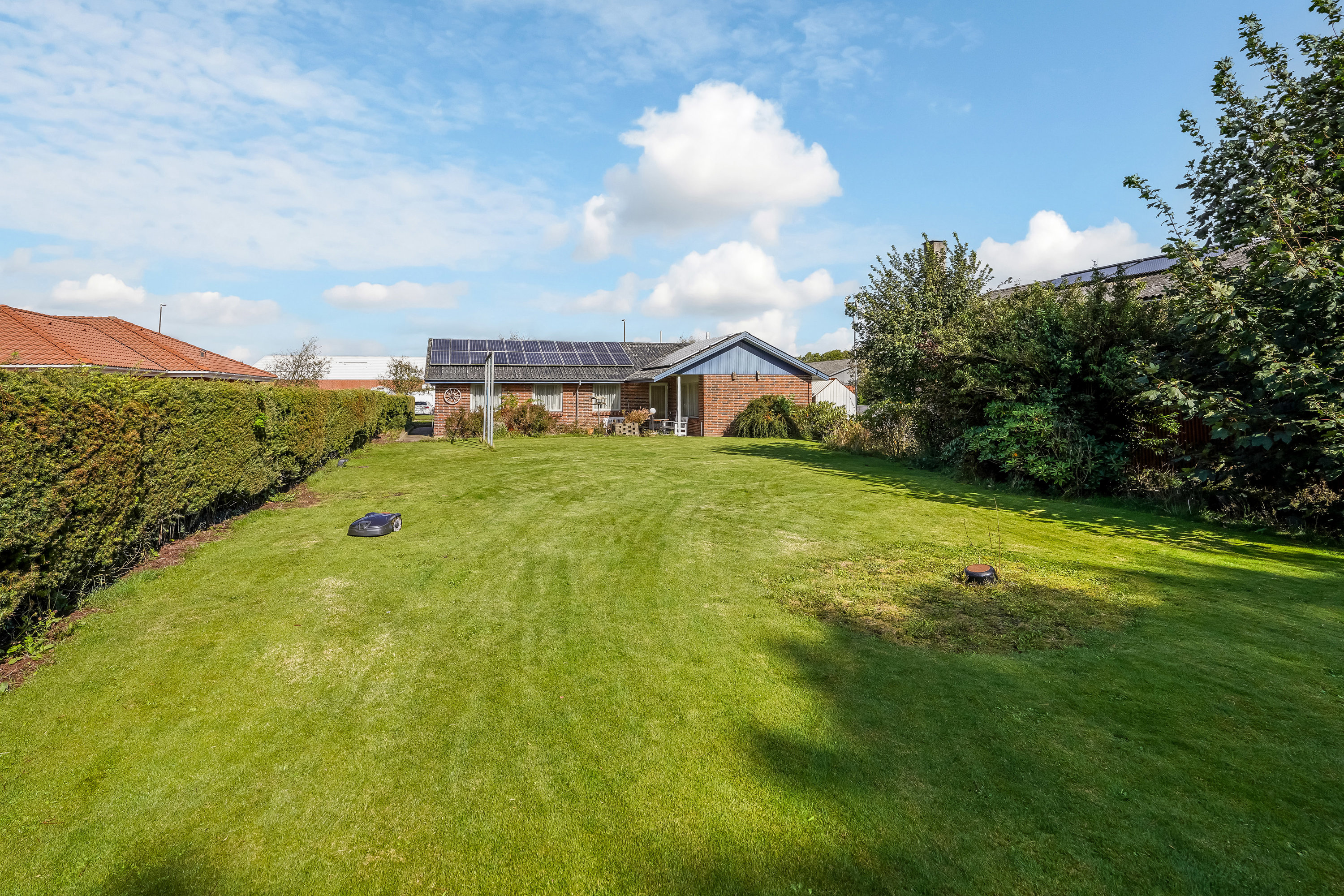 Fremhævet have billede i fuldskærmstilstand. Billede af Nordkrogen 8, 7300 Jelling