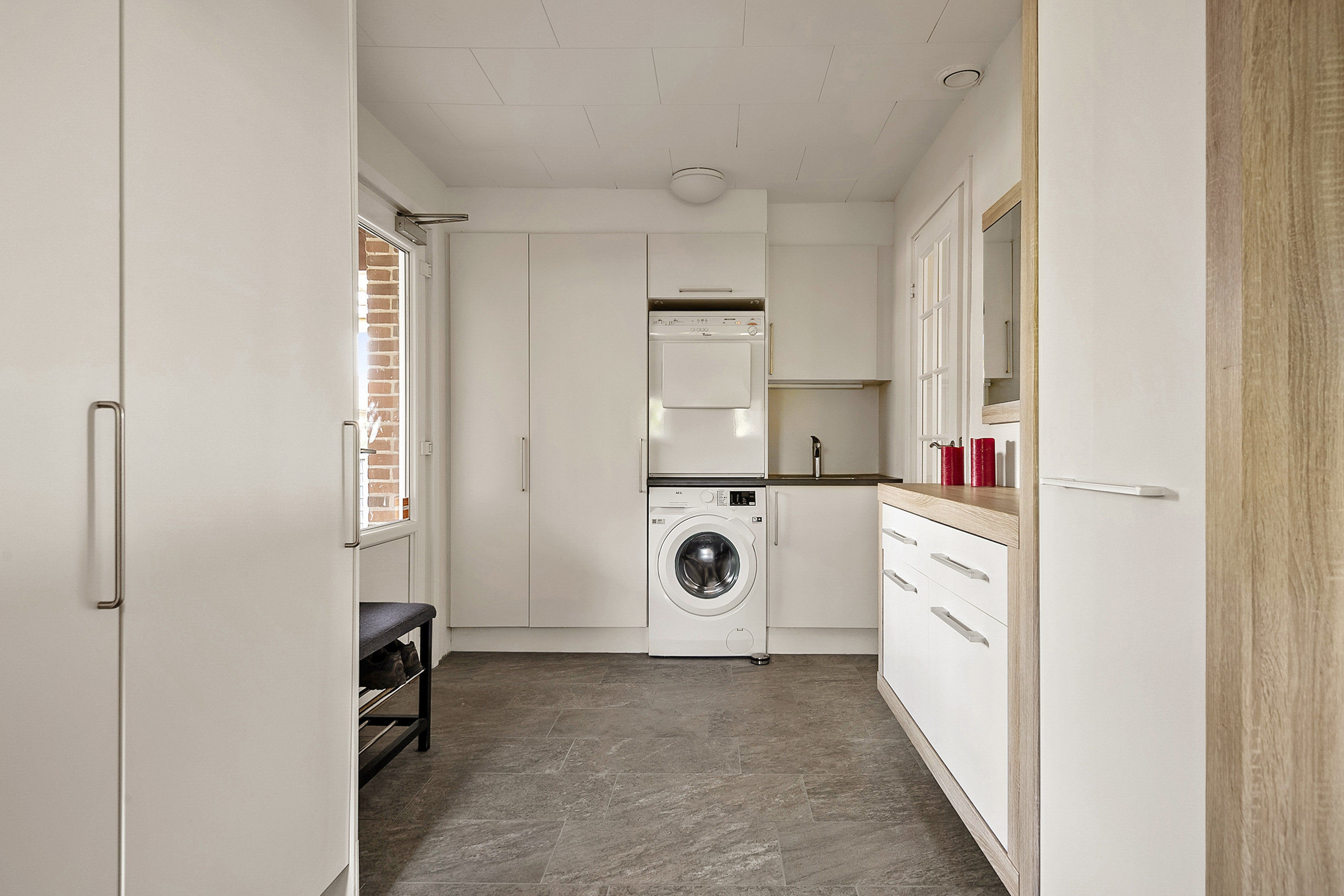 Fremhævet værelse billede i fuldskærmstilstand. Billede af Porsevej 18, Horne, 6800 Varde