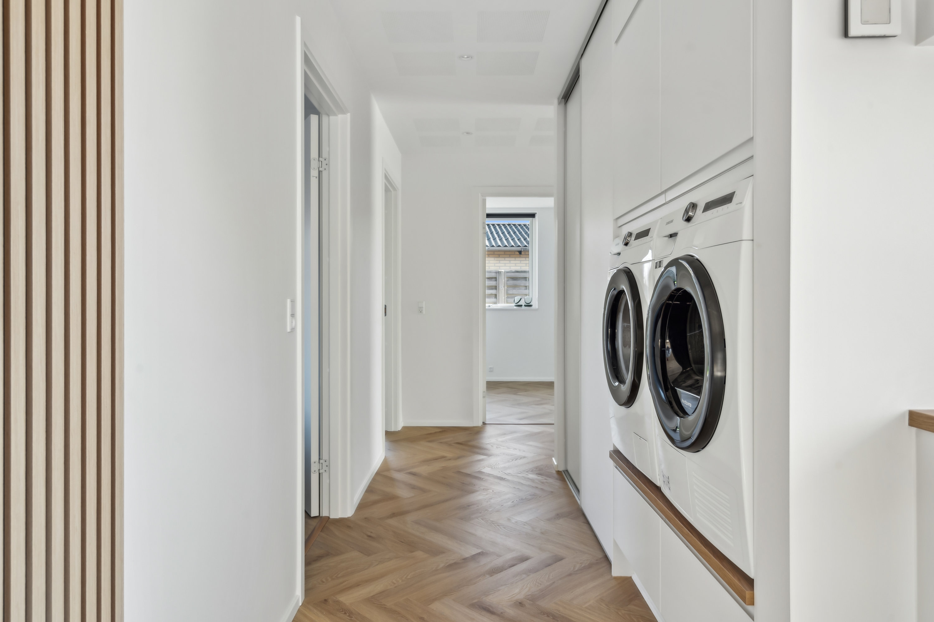 Fremhævet gang billede i fuldskærmstilstand. Billede af Frejasvej 42, 9800 Hjørring