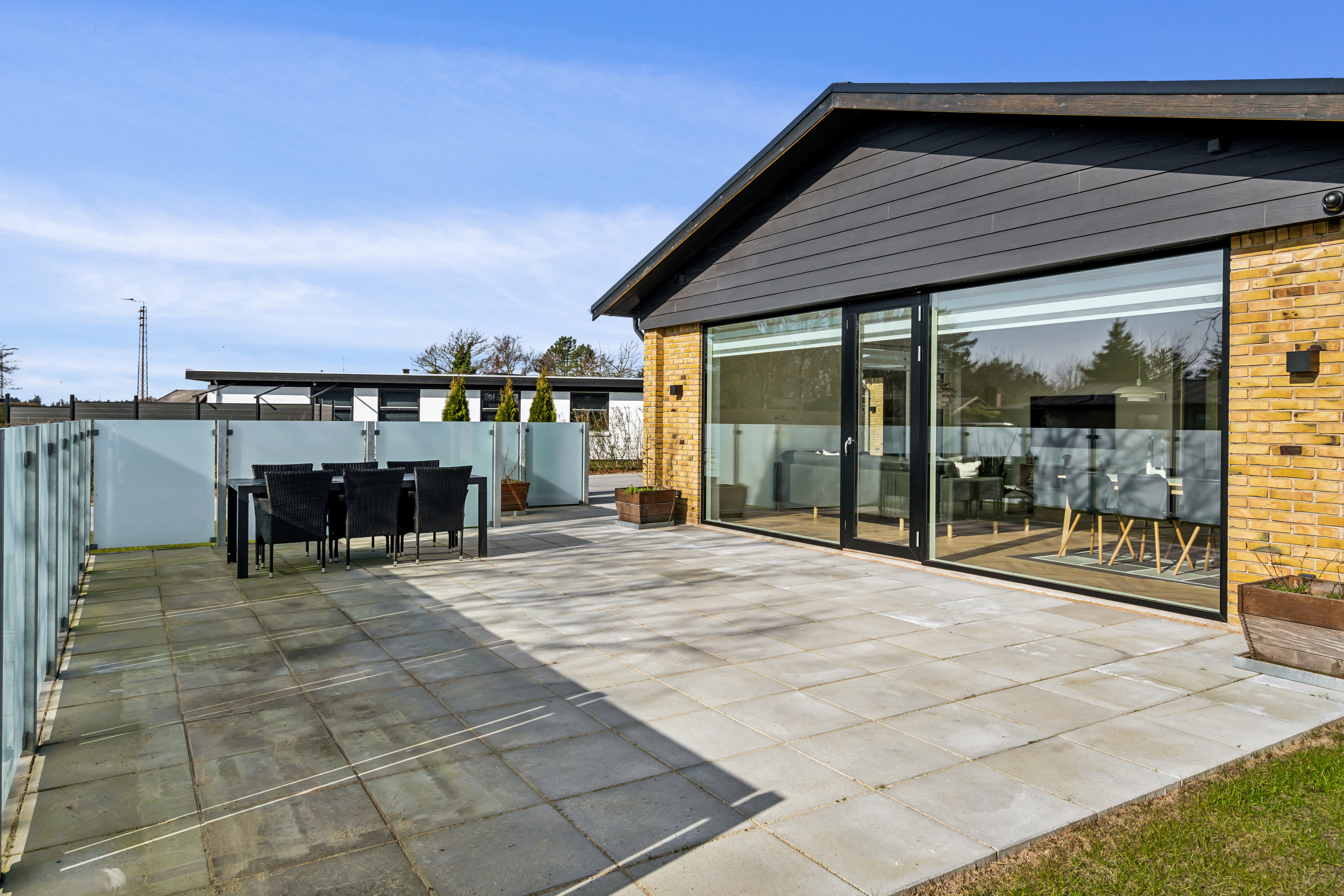 Miniaturebillede 1: terrasse. Billede af Frejasvej 42, 9800 Hjørring