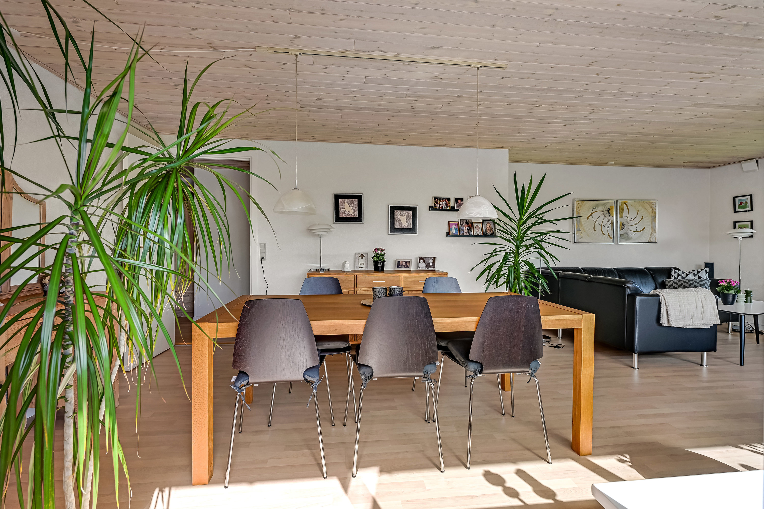 Fremhævet stue billede i fuldskærmstilstand. Billede af Dalsøvej 67, 7200 Grindsted