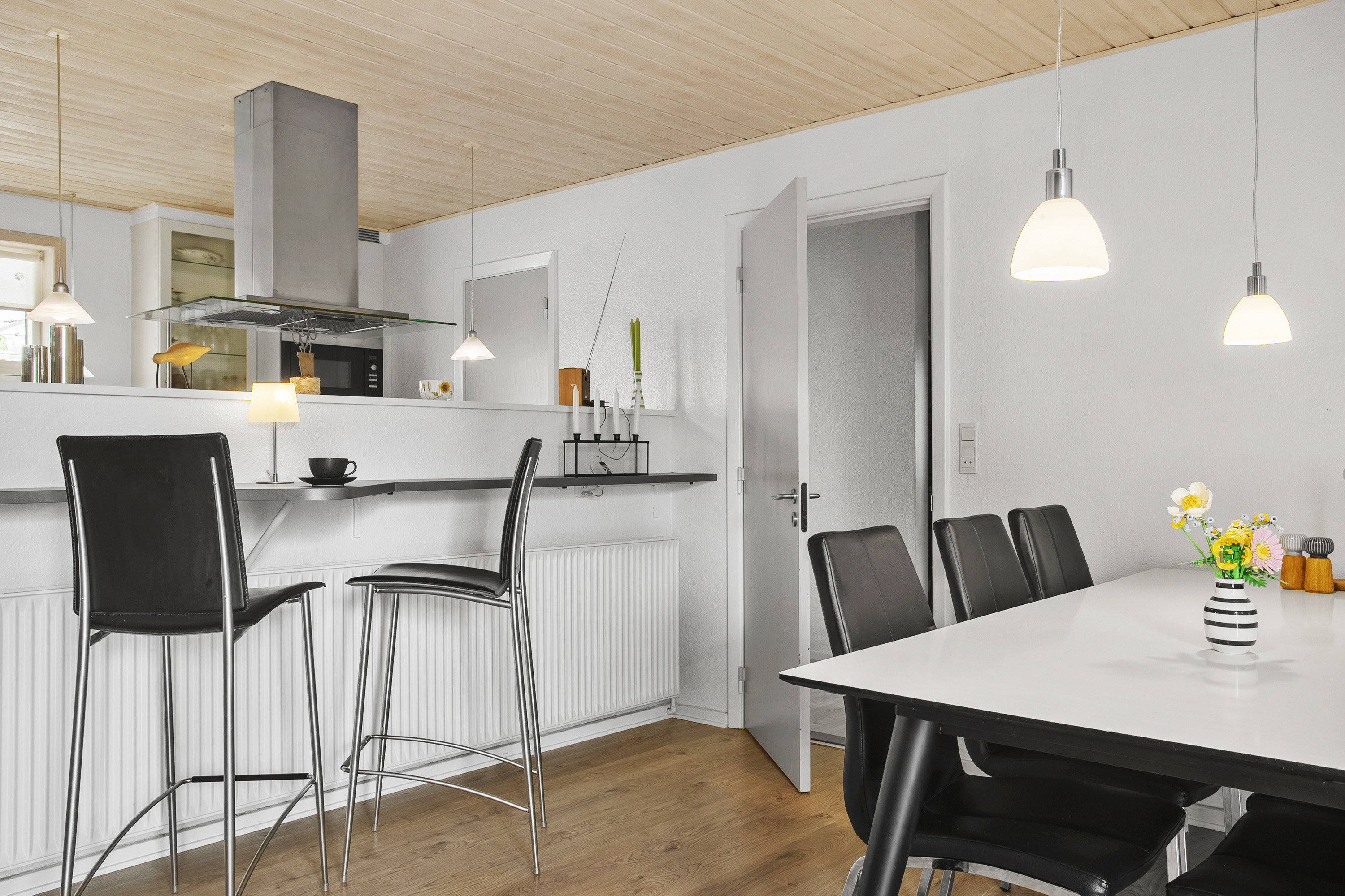 Fremhævet køkken alrum billede i fuldskærmstilstand. Billede af Kastanievej 15, 6600 Vejen