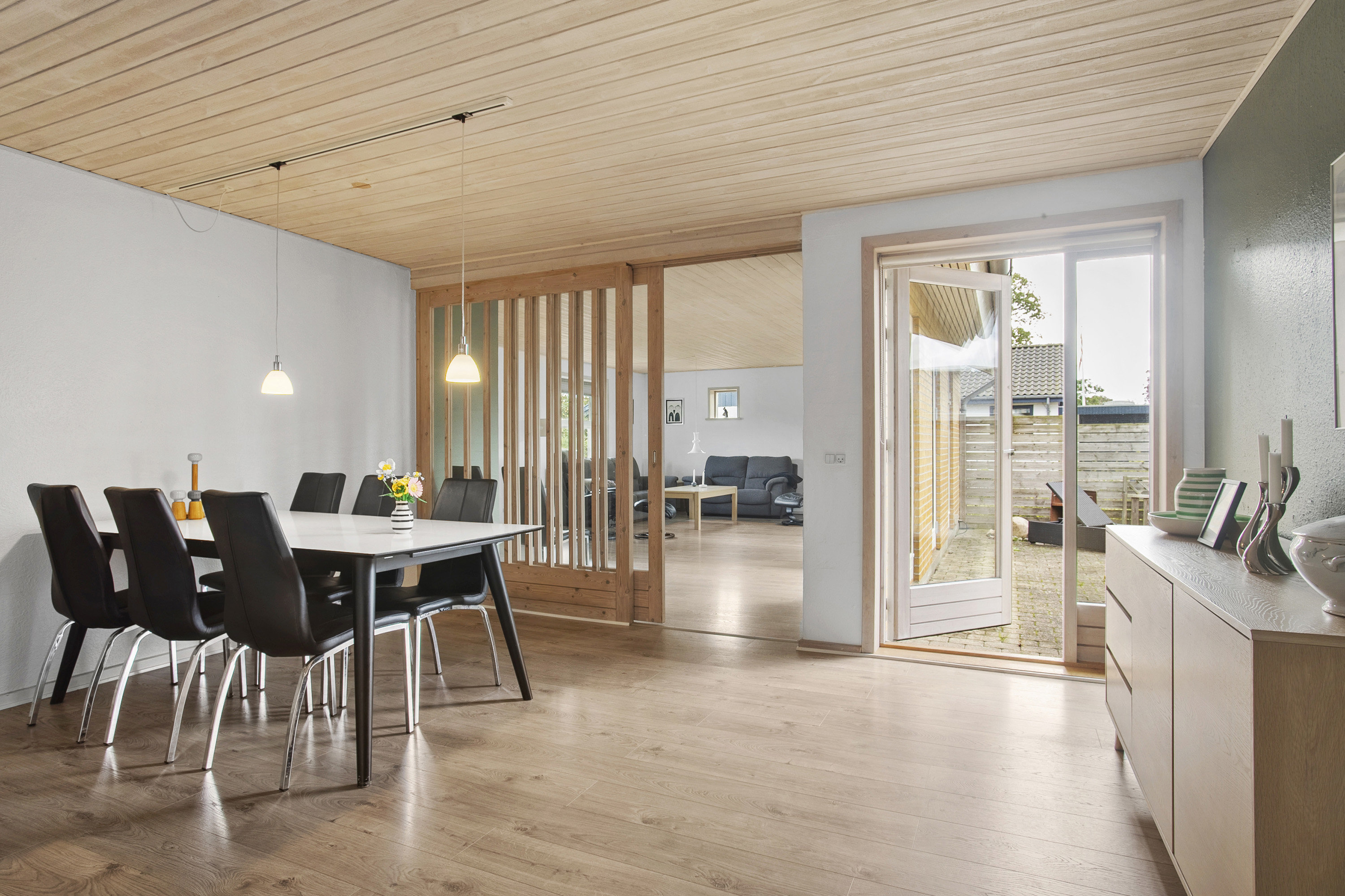 Fremhævet køkken alrum billede i fuldskærmstilstand. Billede af Kastanievej 15, 6600 Vejen