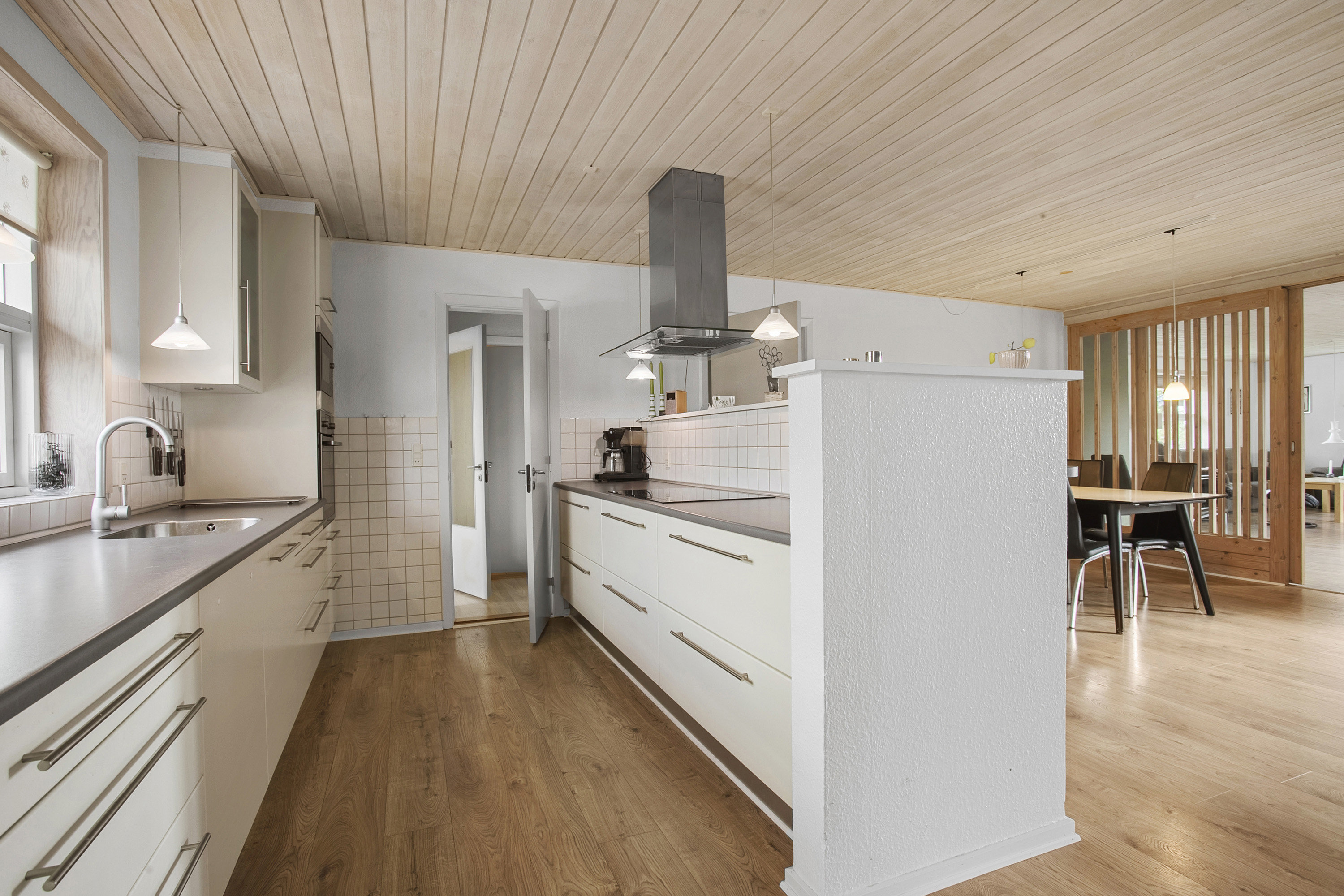 Miniaturebillede 2: køkken. Billede af Kastanievej 15, 6600 Vejen