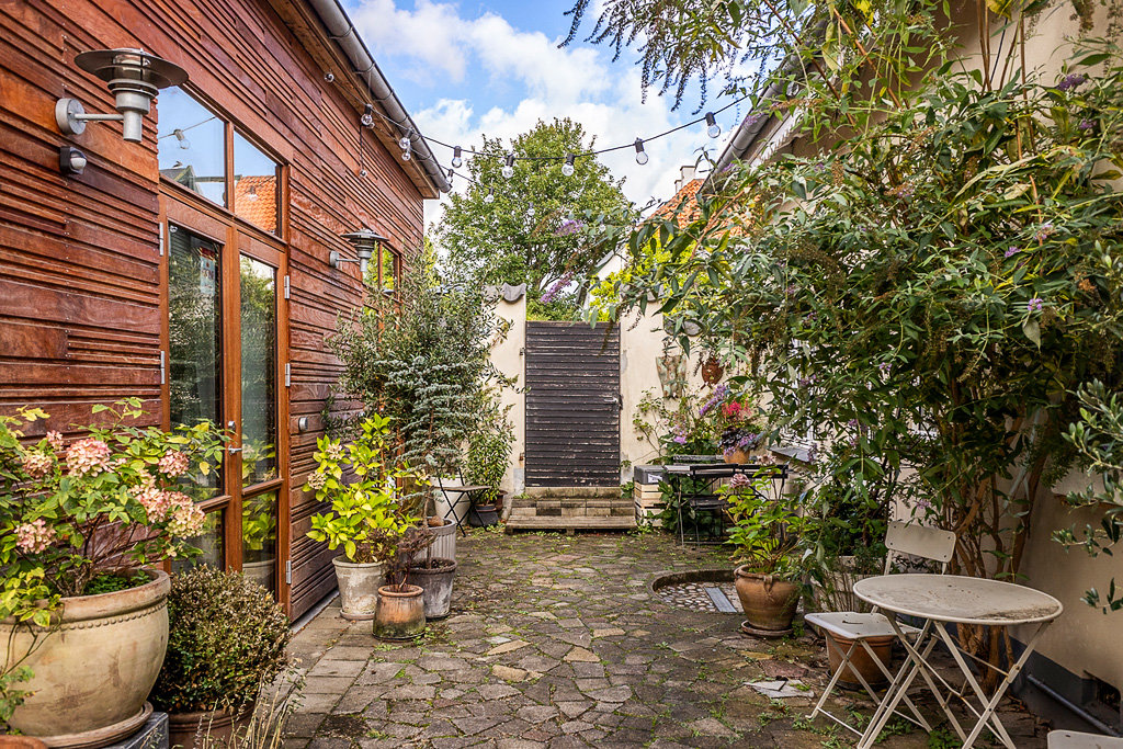 Fremhævet  billede i fuldskærmstilstand. Billede af Skovvej 7, st.., 2930 Klampenborg