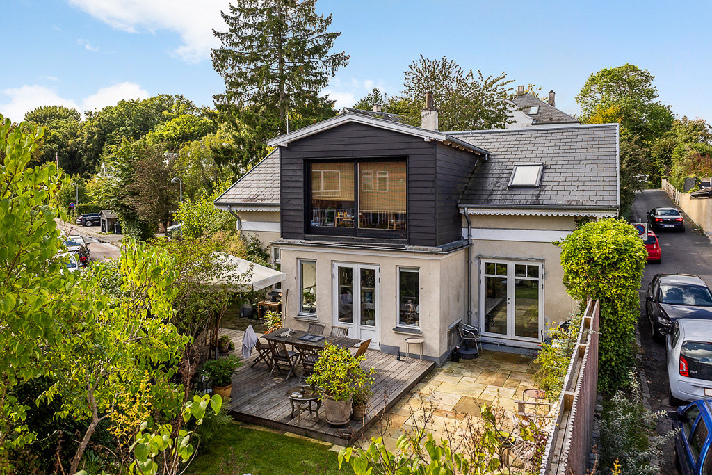 Fremhævet  billede i fuldskærmstilstand. Billede af Skovvej 7, st.., 2930 Klampenborg