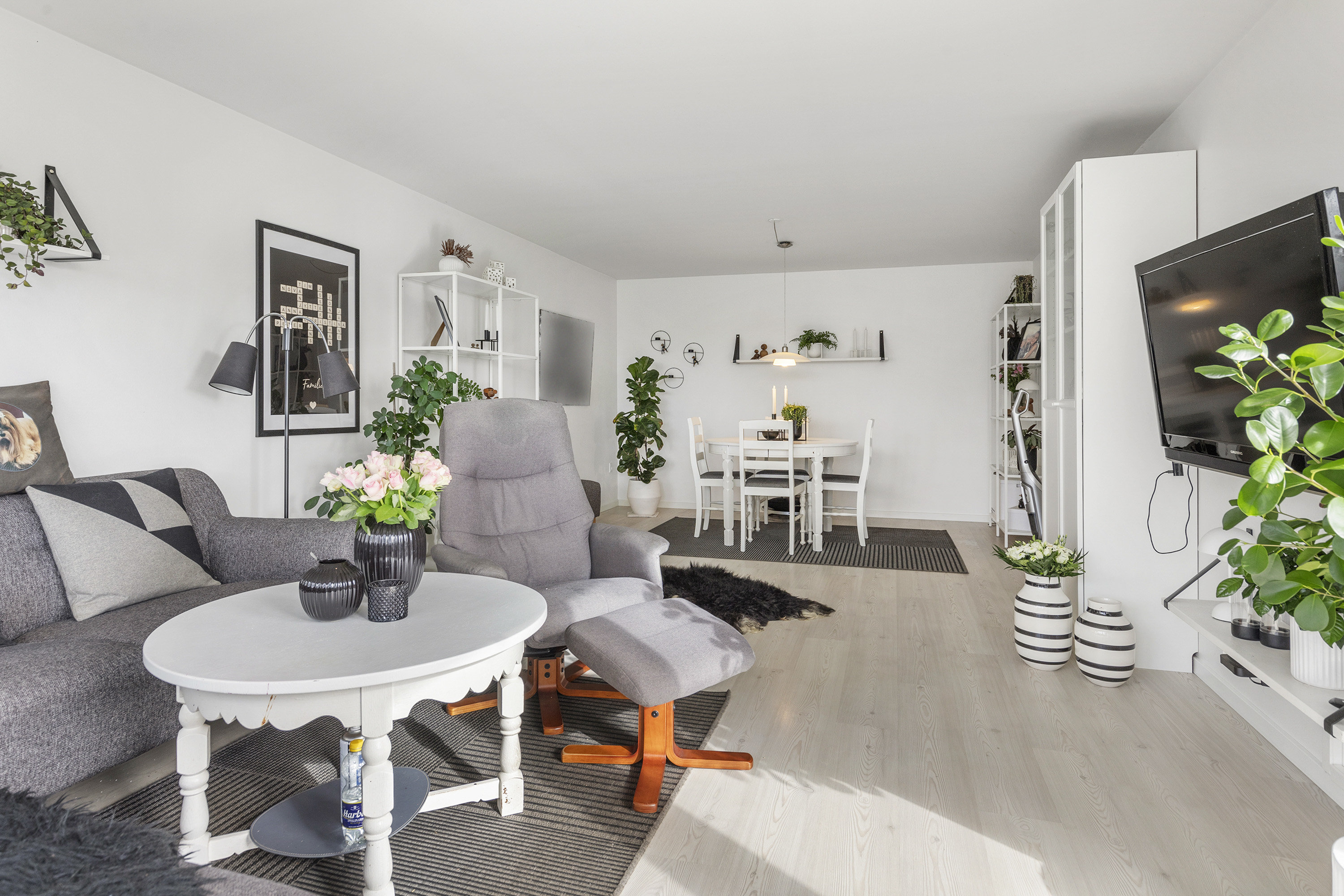 Fremhævet stue billede i fuldskærmstilstand. Billede af Skolegade 21, 9640 Farsø