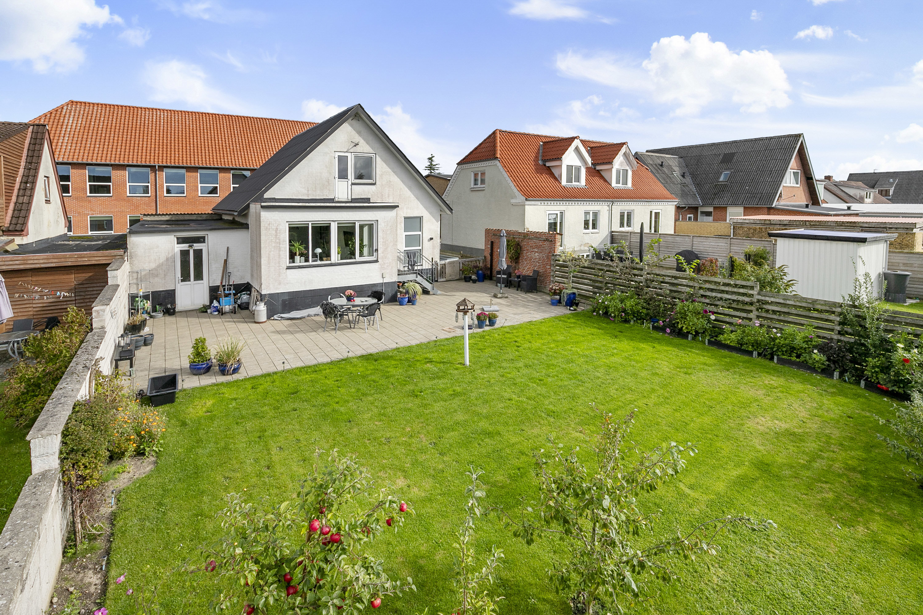 Fremhævet have billede i fuldskærmstilstand. Billede af Skolegade 21, 9640 Farsø