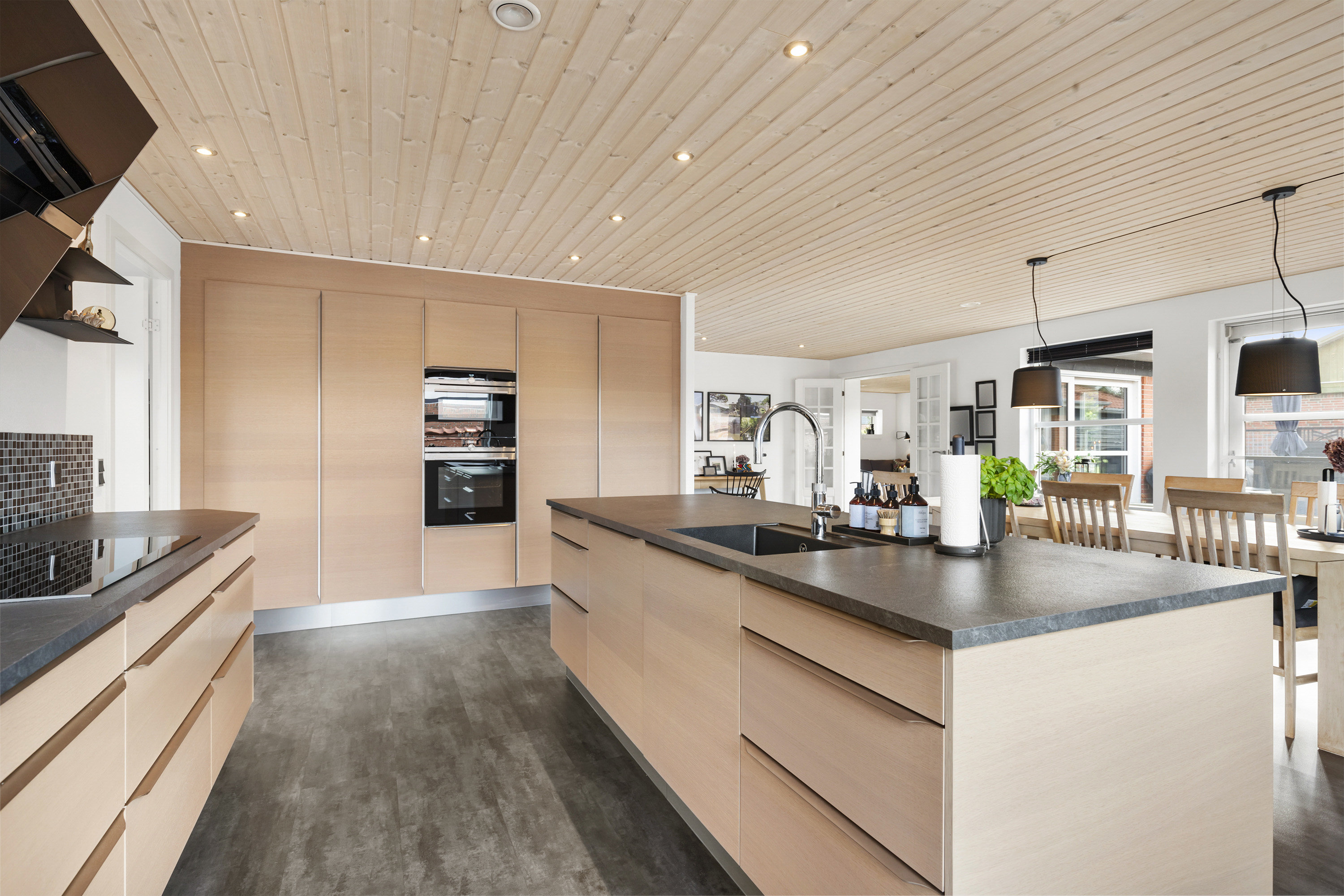 Miniaturebillede 2: køkken. Billede af Valgårdsvej 16, V Hornum, 9640 Farsø