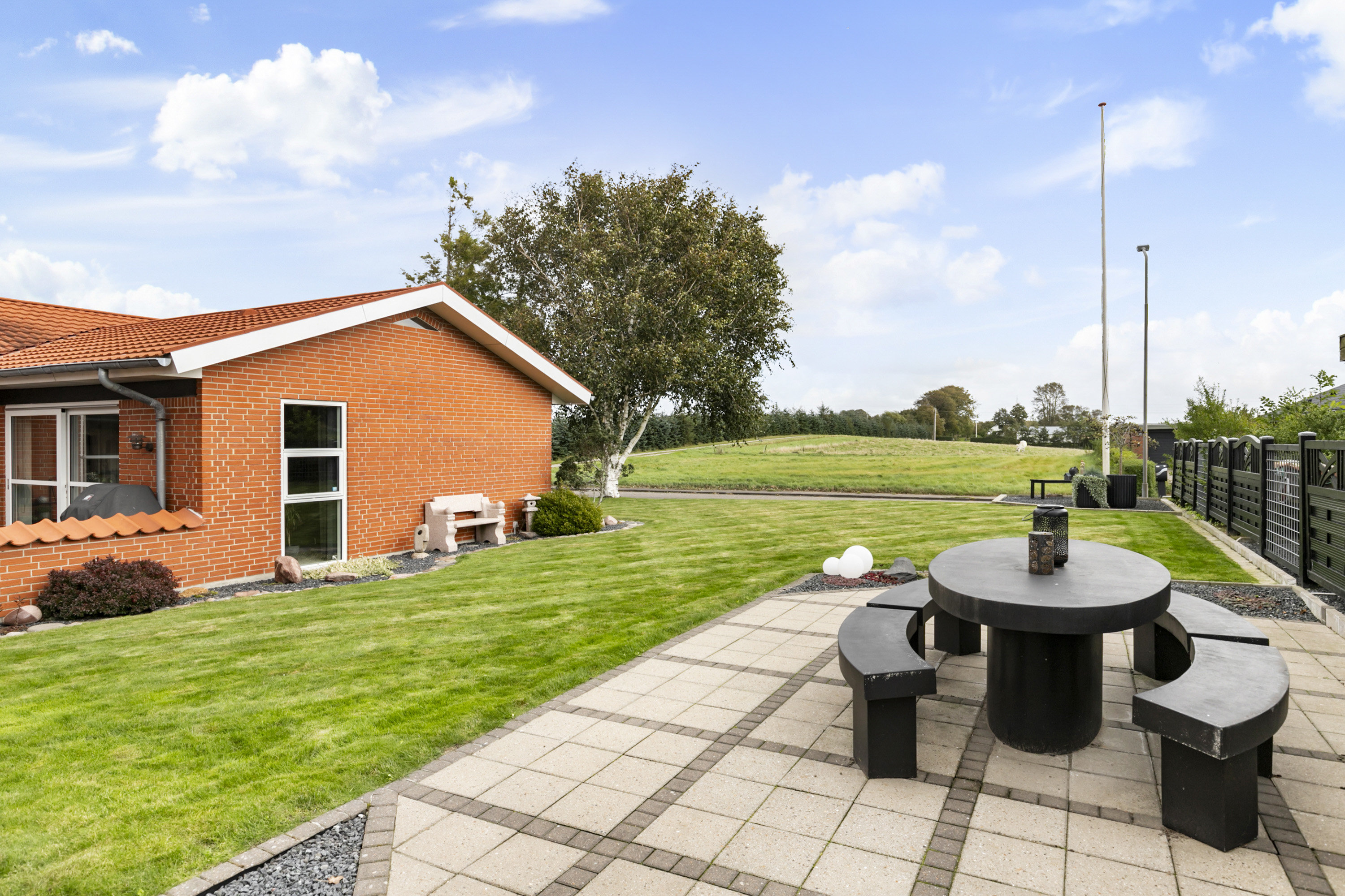 Fremhævet terrasse billede i fuldskærmstilstand. Billede af Valgårdsvej 16, V Hornum, 9640 Farsø