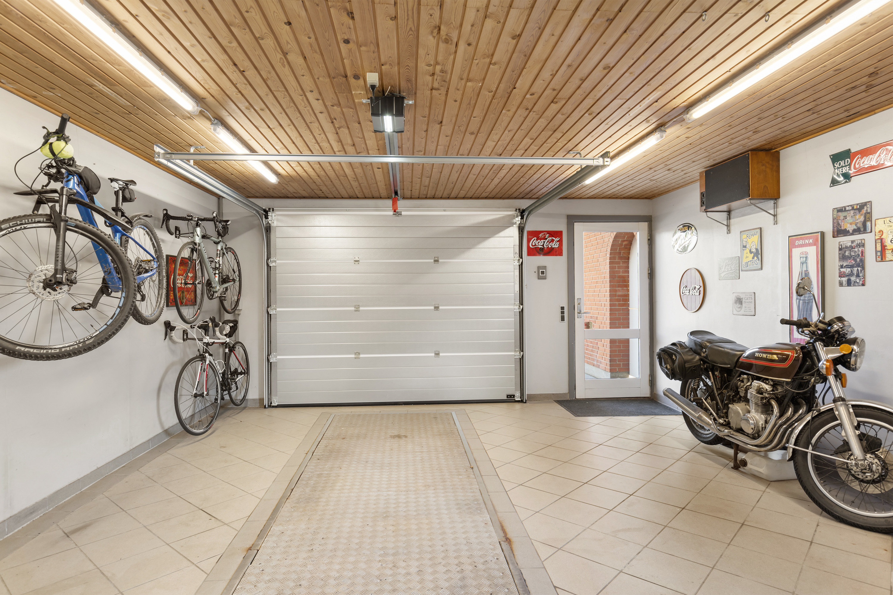 Fremhævet garage billede i fuldskærmstilstand. Billede af Valgårdsvej 16, V Hornum, 9640 Farsø