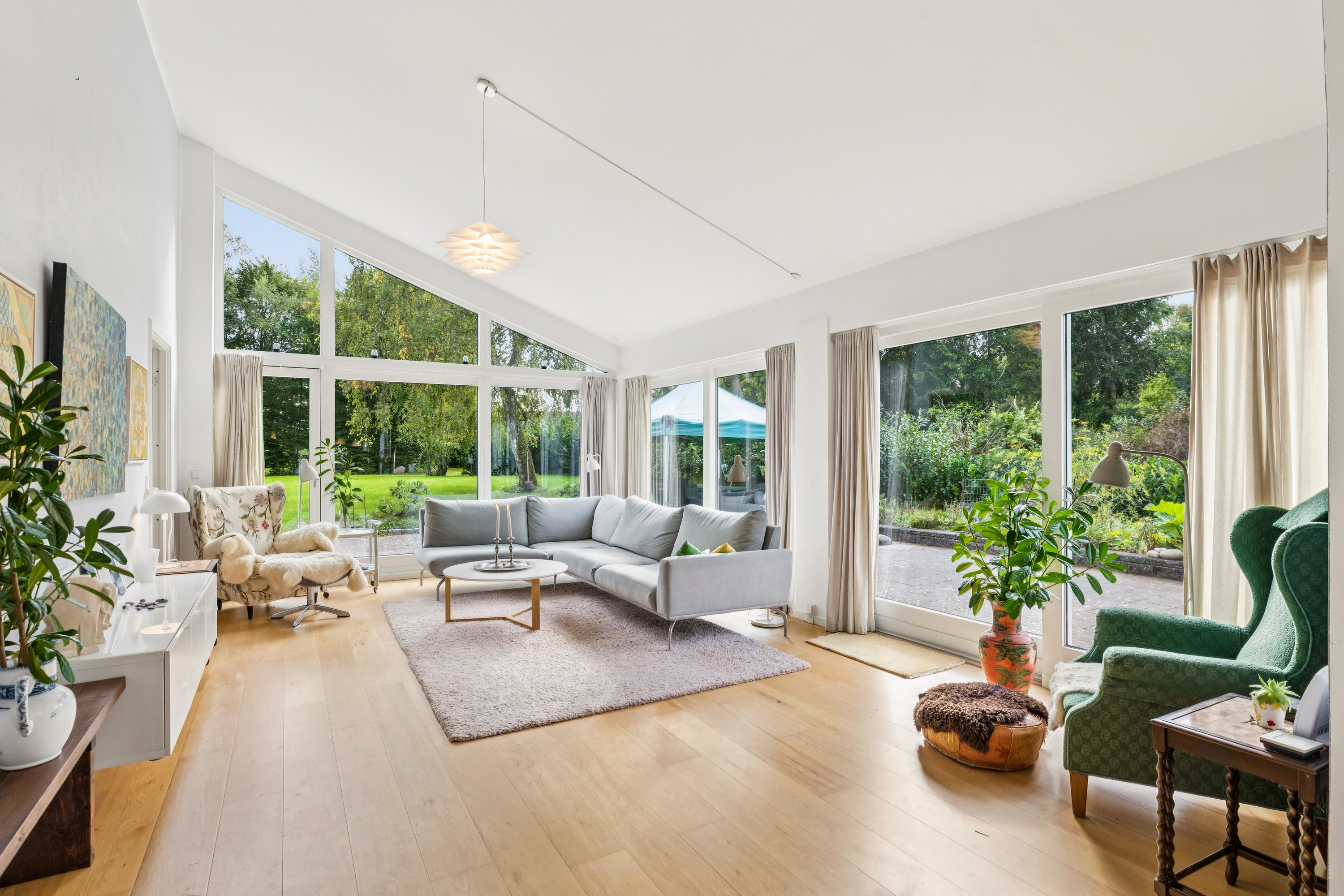 Miniaturebillede 1: stue. Billede af Åtoften 17B, Sengeløse, 2630 Taastrup