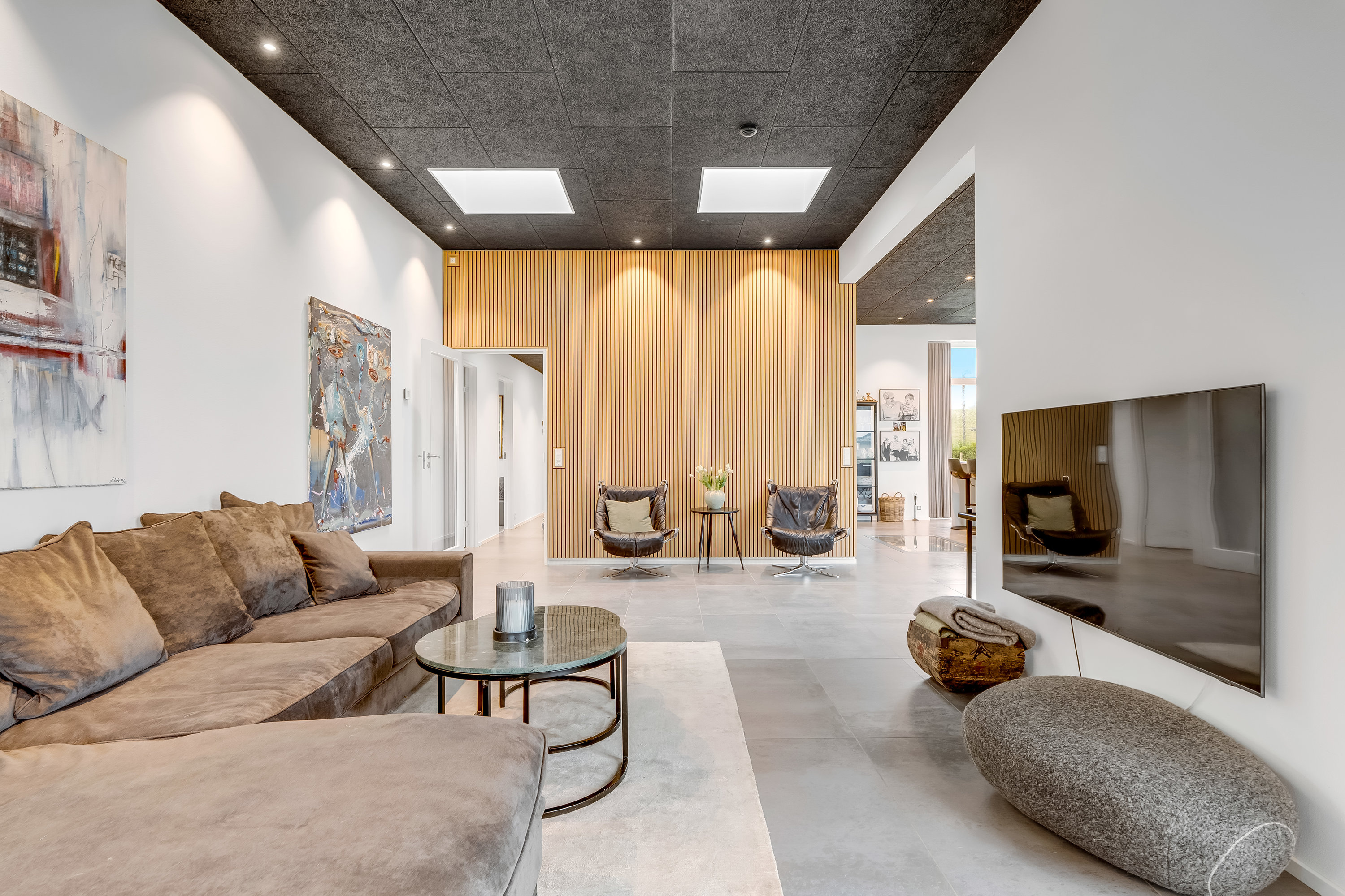 Fremhævet stue billede i fuldskærmstilstand. Billede af Cirkelbuen 26, 3400 Hillerød