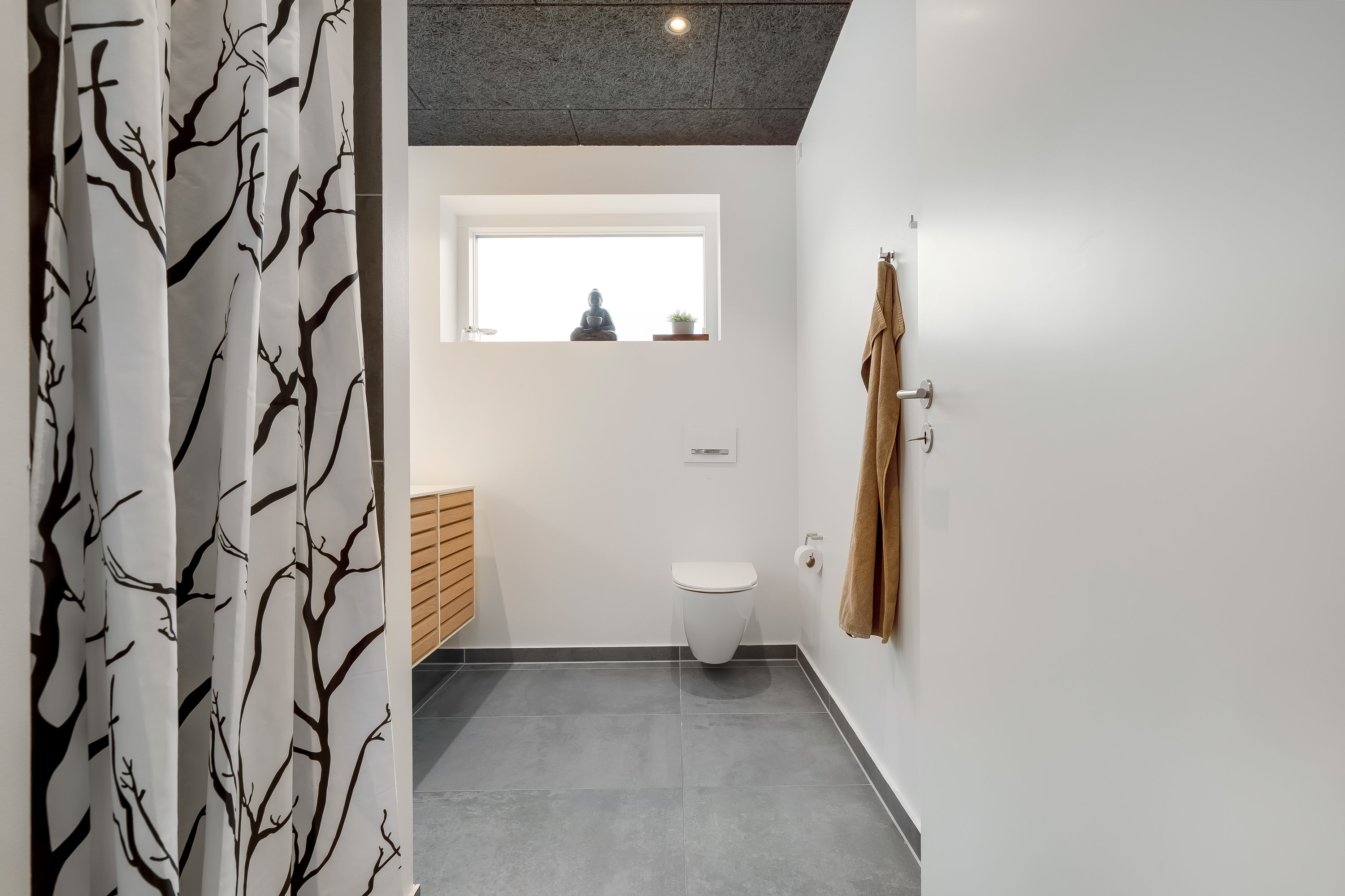 Fremhævet badeværelse billede i fuldskærmstilstand. Billede af Cirkelbuen 26, 3400 Hillerød