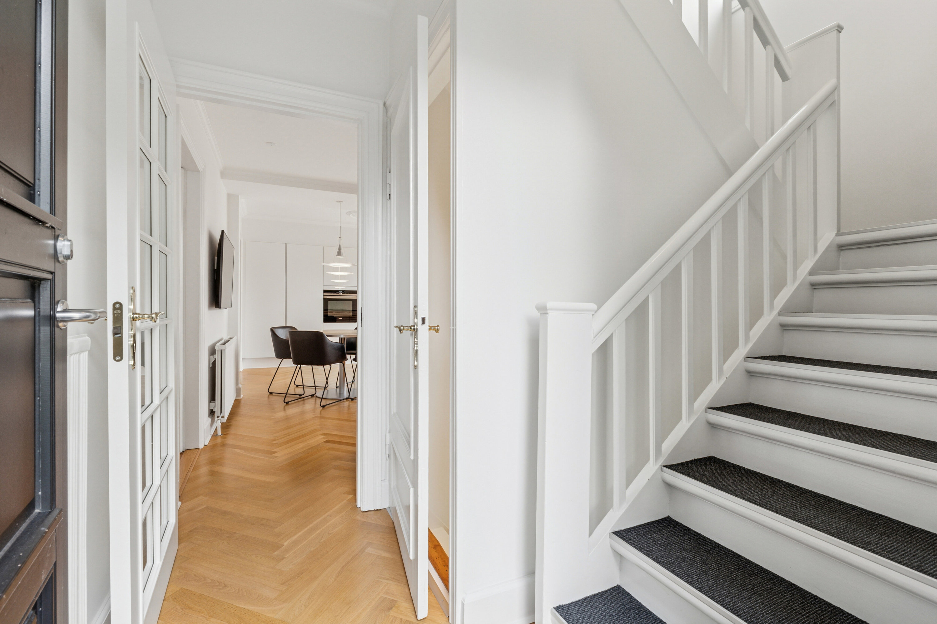 Fremhævet opgang billede i fuldskærmstilstand. Billede af Rønningevej 6, 5550 Langeskov