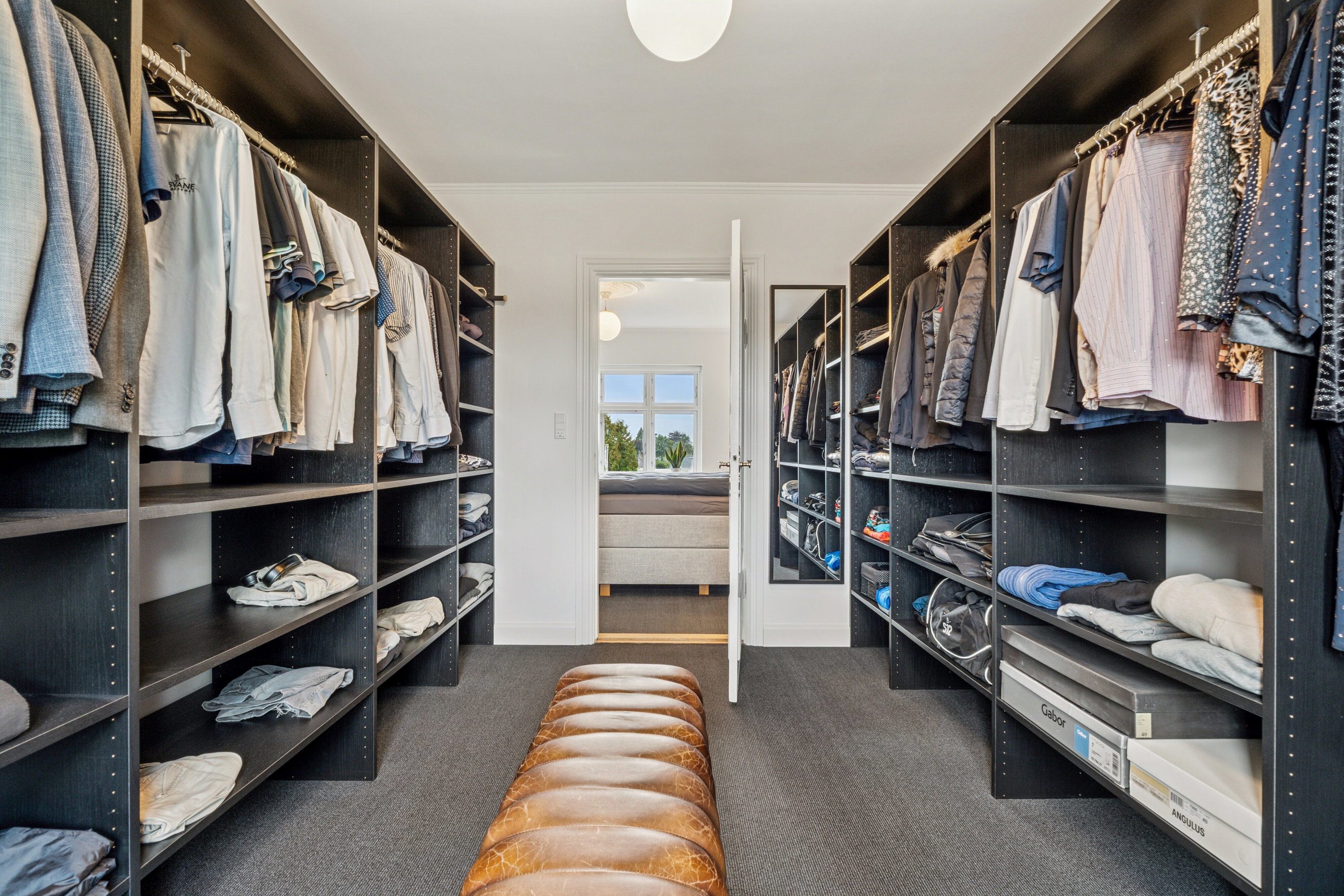 Fremhævet walk-in billede i fuldskærmstilstand. Billede af Rønningevej 6, 5550 Langeskov