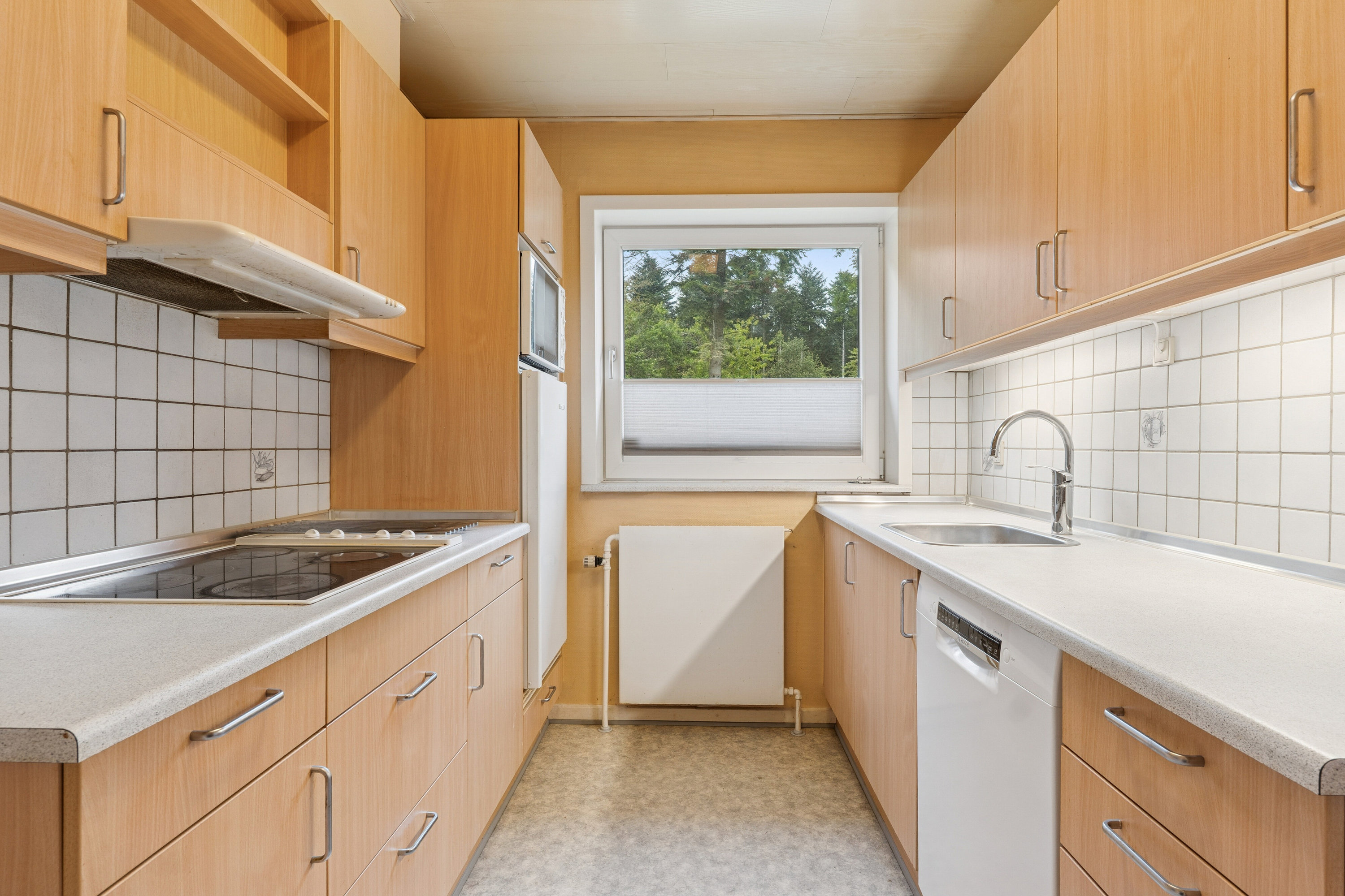 Fremhævet køkken billede i fuldskærmstilstand. Billede af Halvorsmindevej 9, 9800 Hjørring