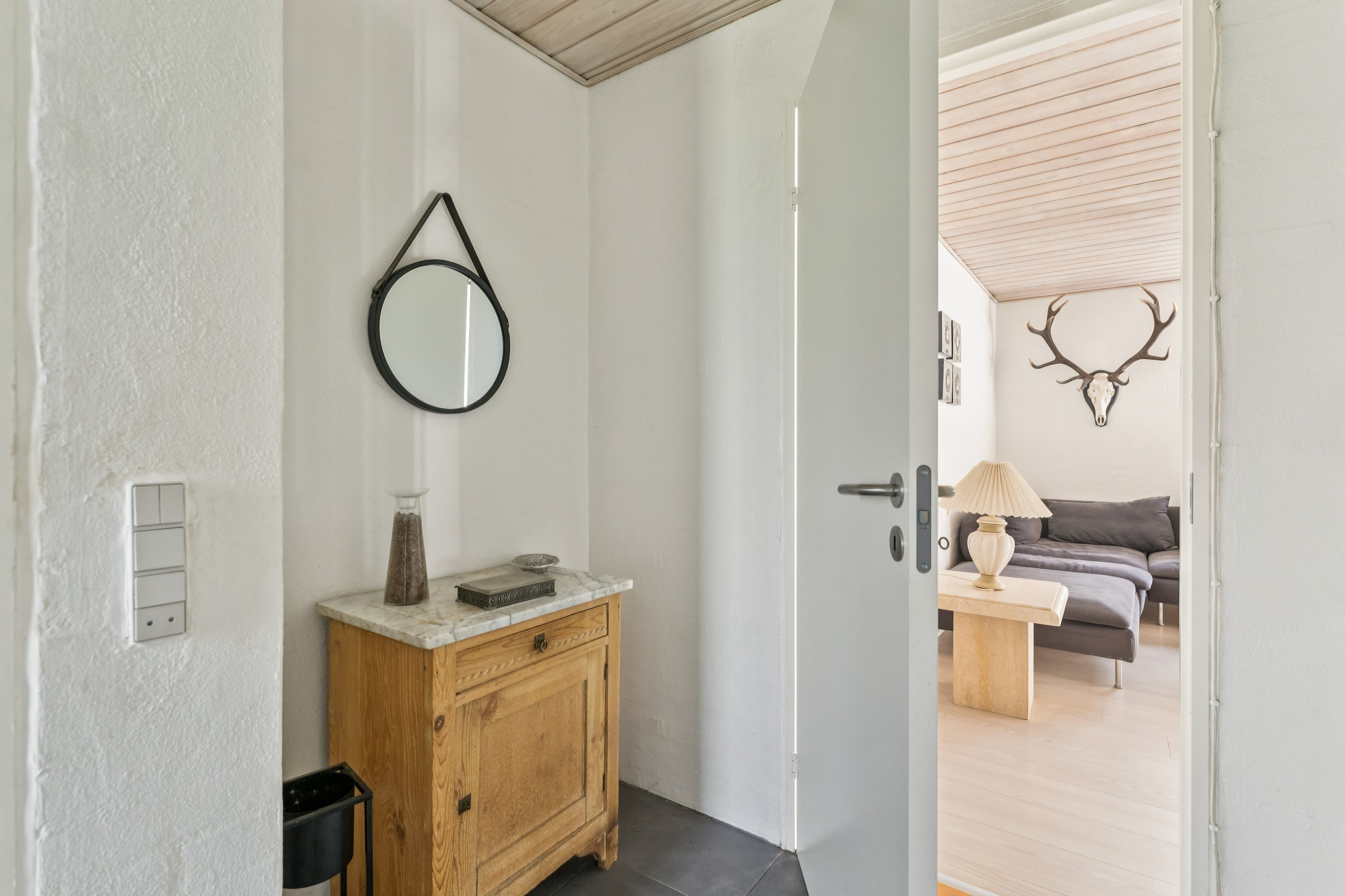 Fremhævet gang billede i fuldskærmstilstand. Billede af Orgelvej 22, 8940 Randers SV