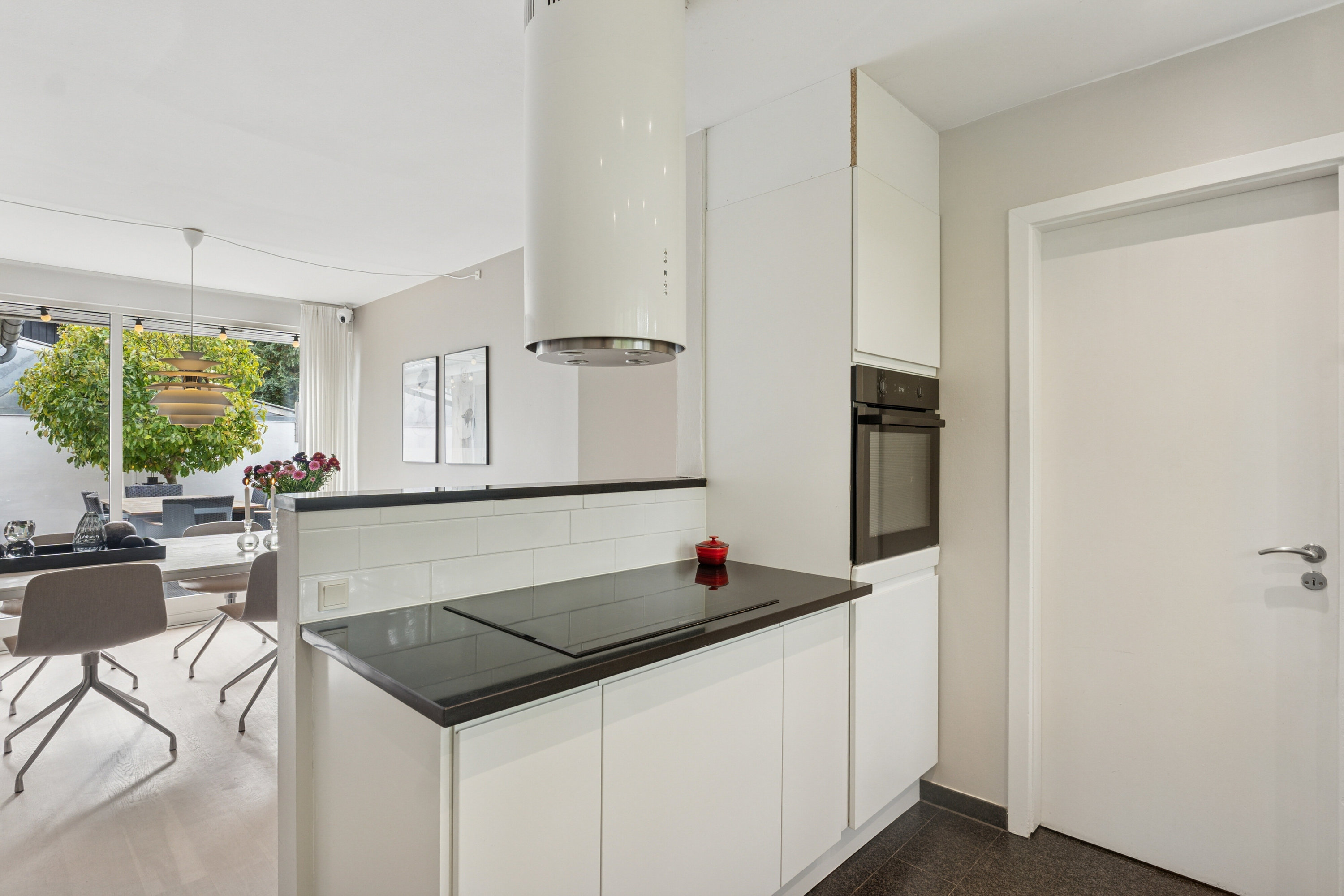 Fremhævet køkken billede i fuldskærmstilstand. Billede af Stavnsbjergvej 16, 2650 Hvidovre