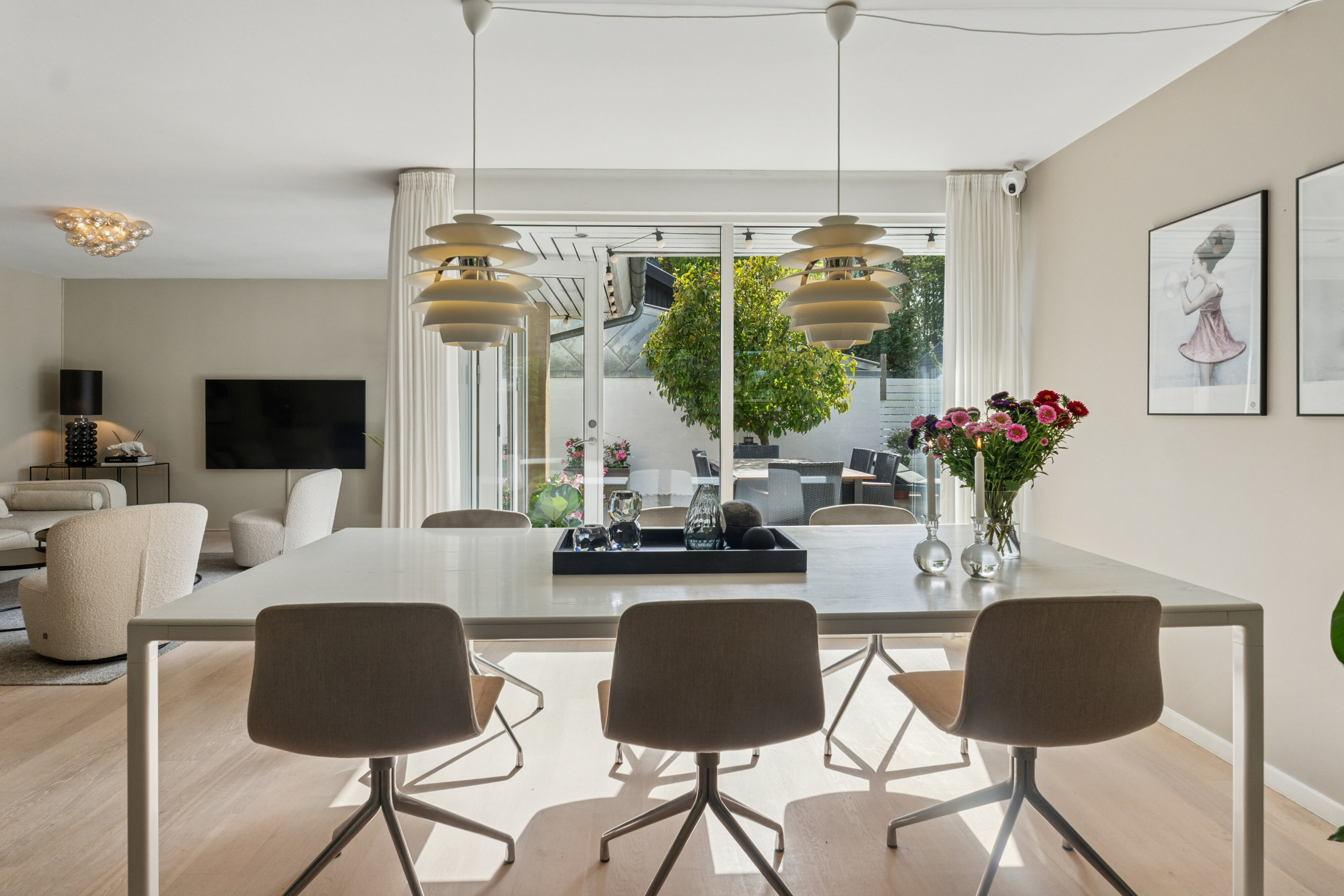 Fremhævet spisestue billede i fuldskærmstilstand. Billede af Stavnsbjergvej 16, 2650 Hvidovre