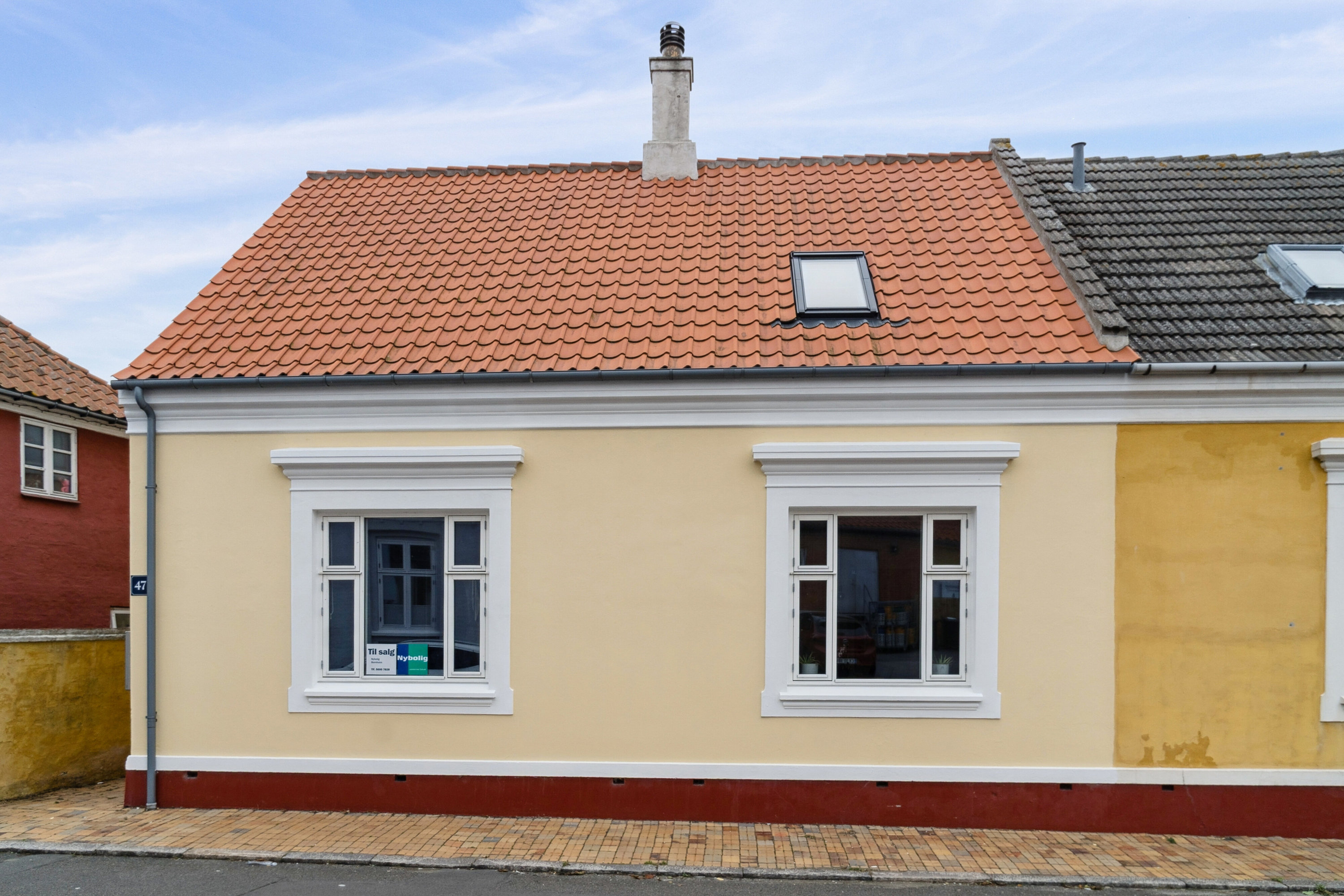 Fremhævet set fra vejen billede i fuldskærmstilstand. Billede af Vestergade 47, 3790 Hasle