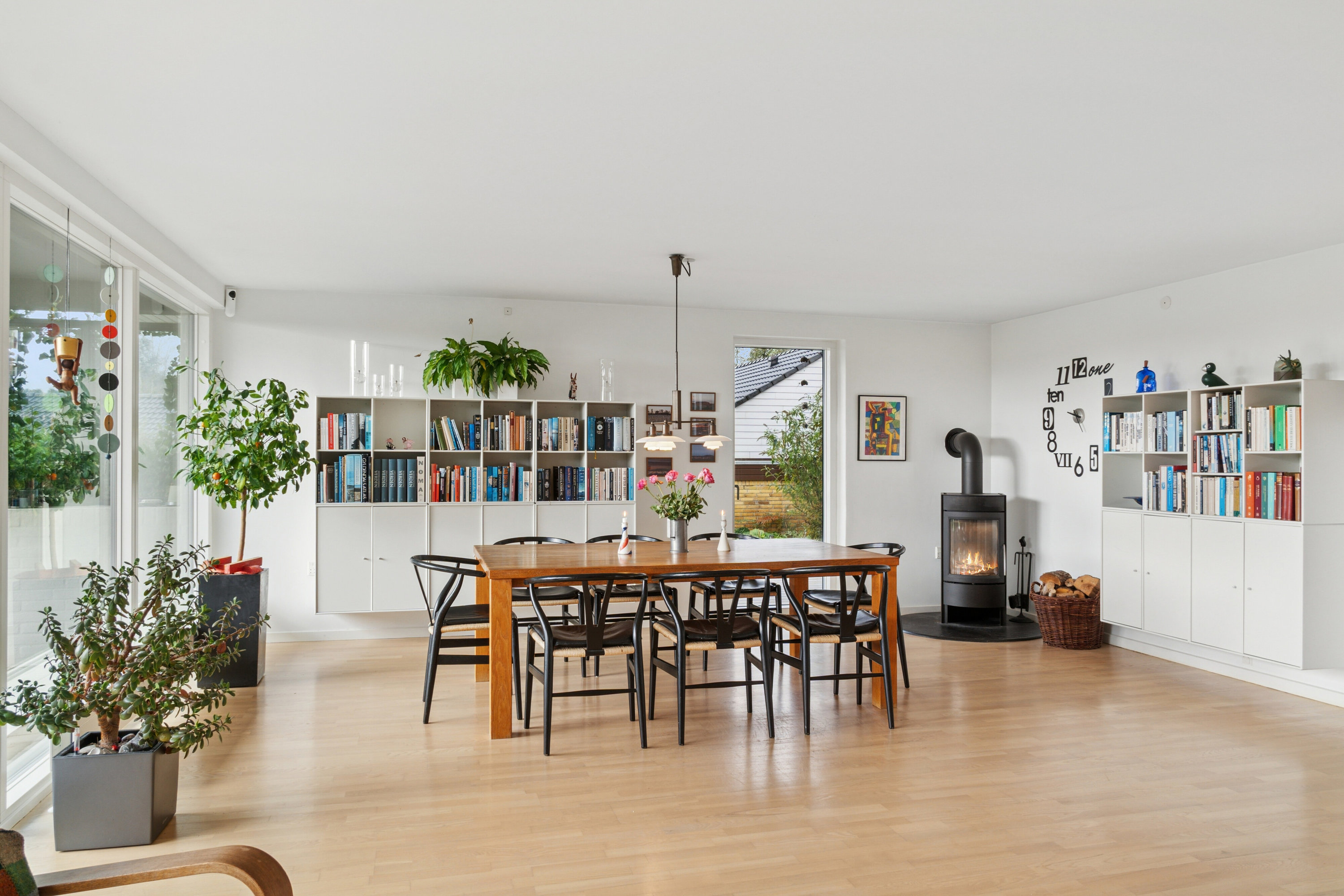 Fremhævet spisestue billede i fuldskærmstilstand. Billede af Sagasvej 19, 8600 Silkeborg