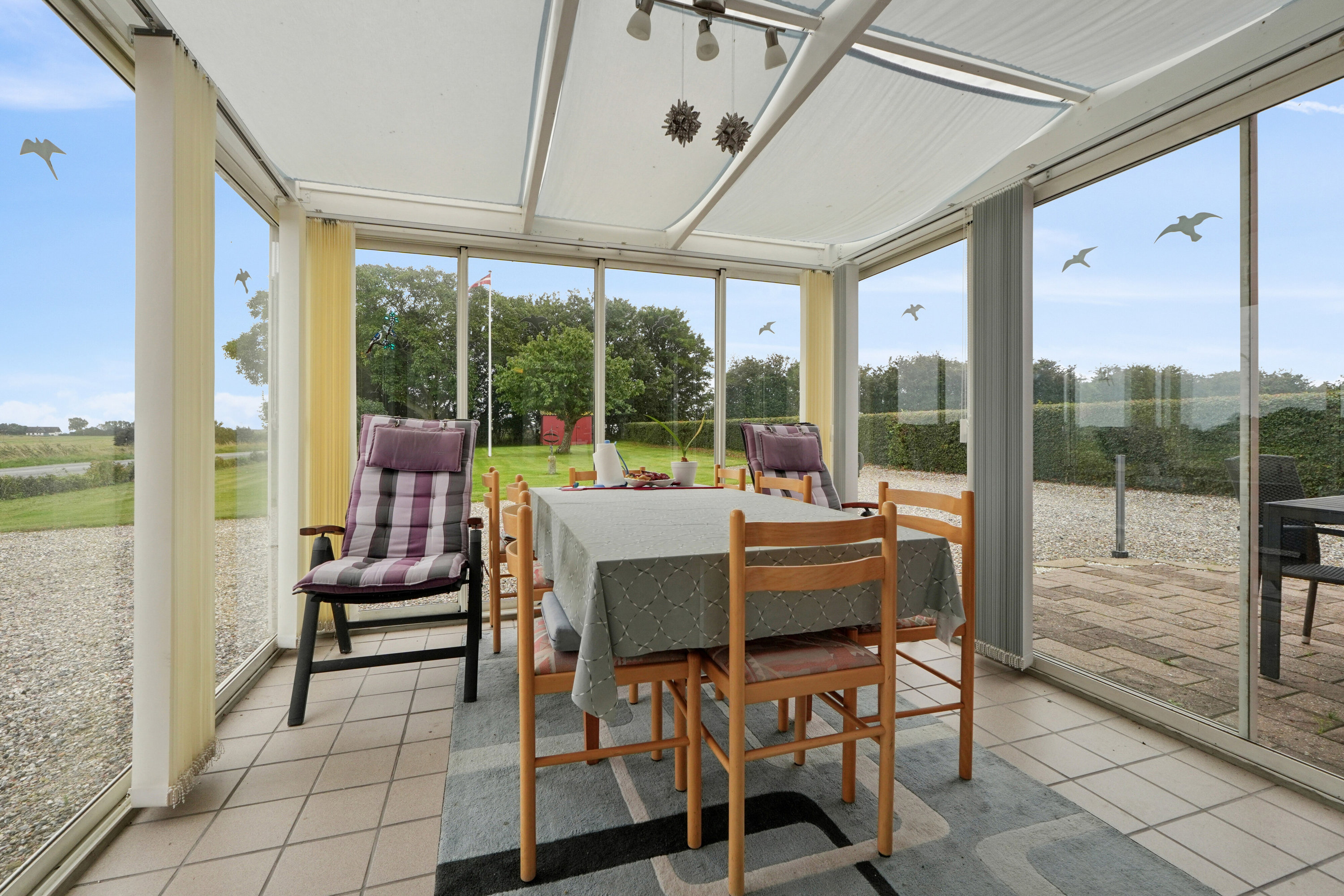 Fremhævet udestue billede i fuldskærmstilstand. Billede af Snødevej 1, Mileskov, 5953 Tranekær