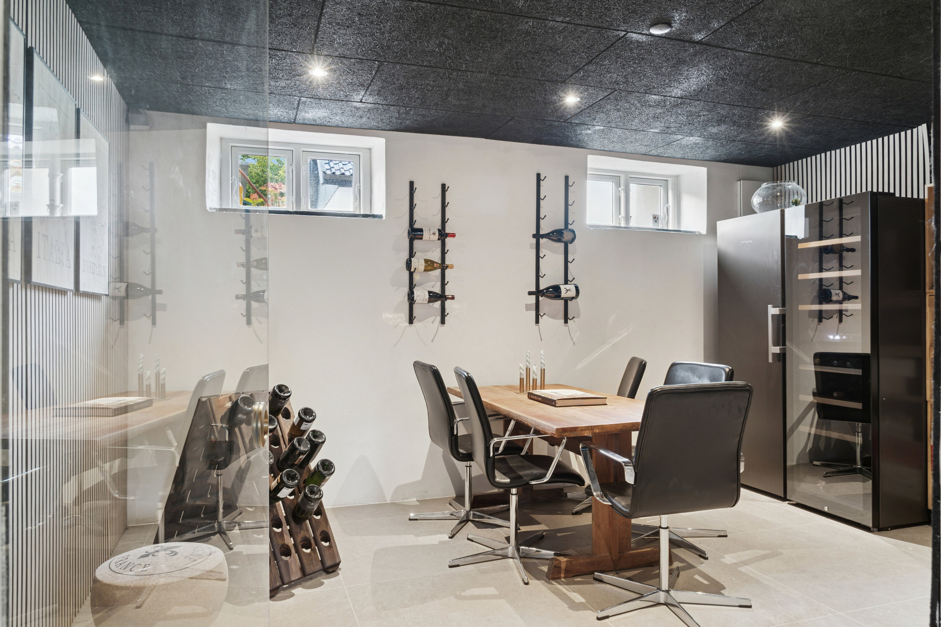 Fremhævet indendørs billede i fuldskærmstilstand. Billede af Ildervej 18B, 8270 Højbjerg