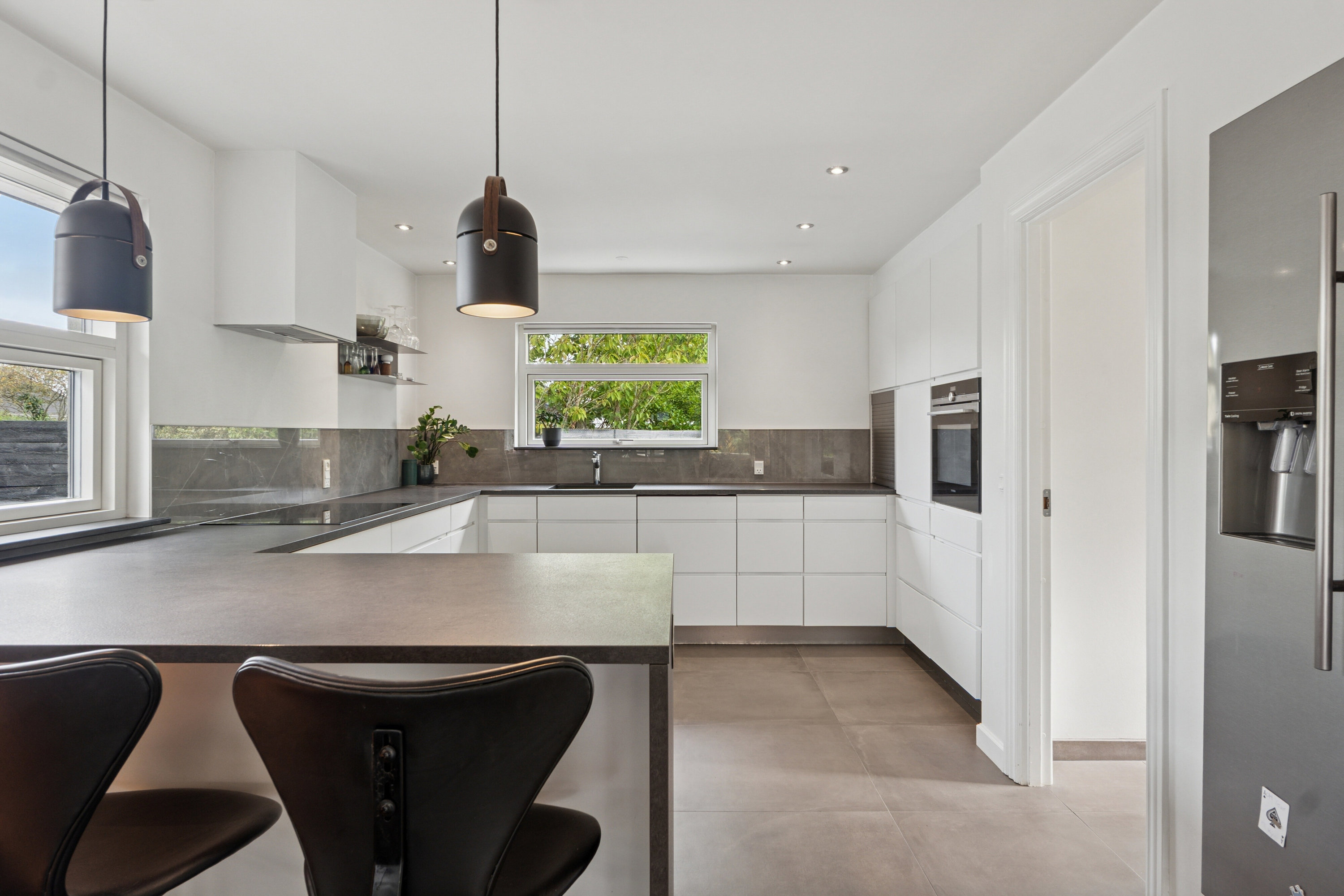 Fremhævet køkken billede i fuldskærmstilstand. Billede af Egernvænget 16, Korup, 5210 Odense NV