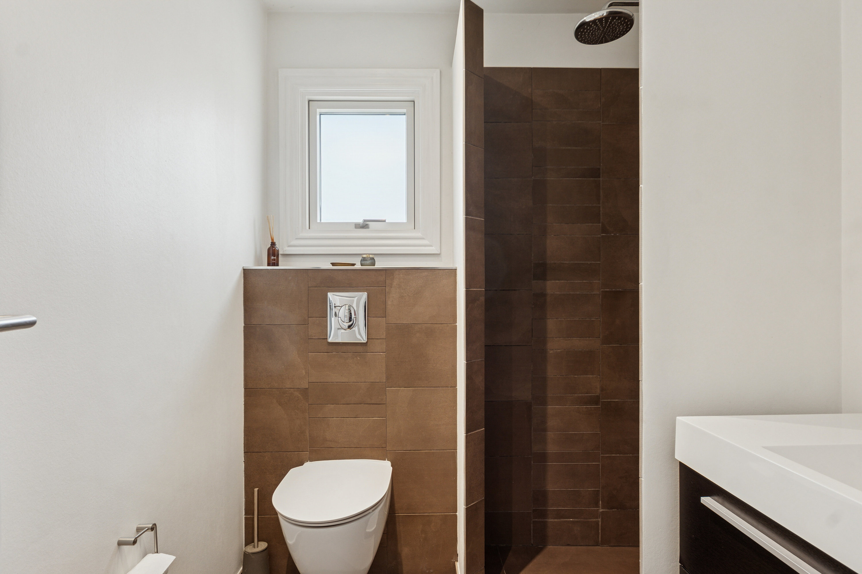 Fremhævet badeværelse billede i fuldskærmstilstand. Billede af Egernvænget 16, Korup, 5210 Odense NV